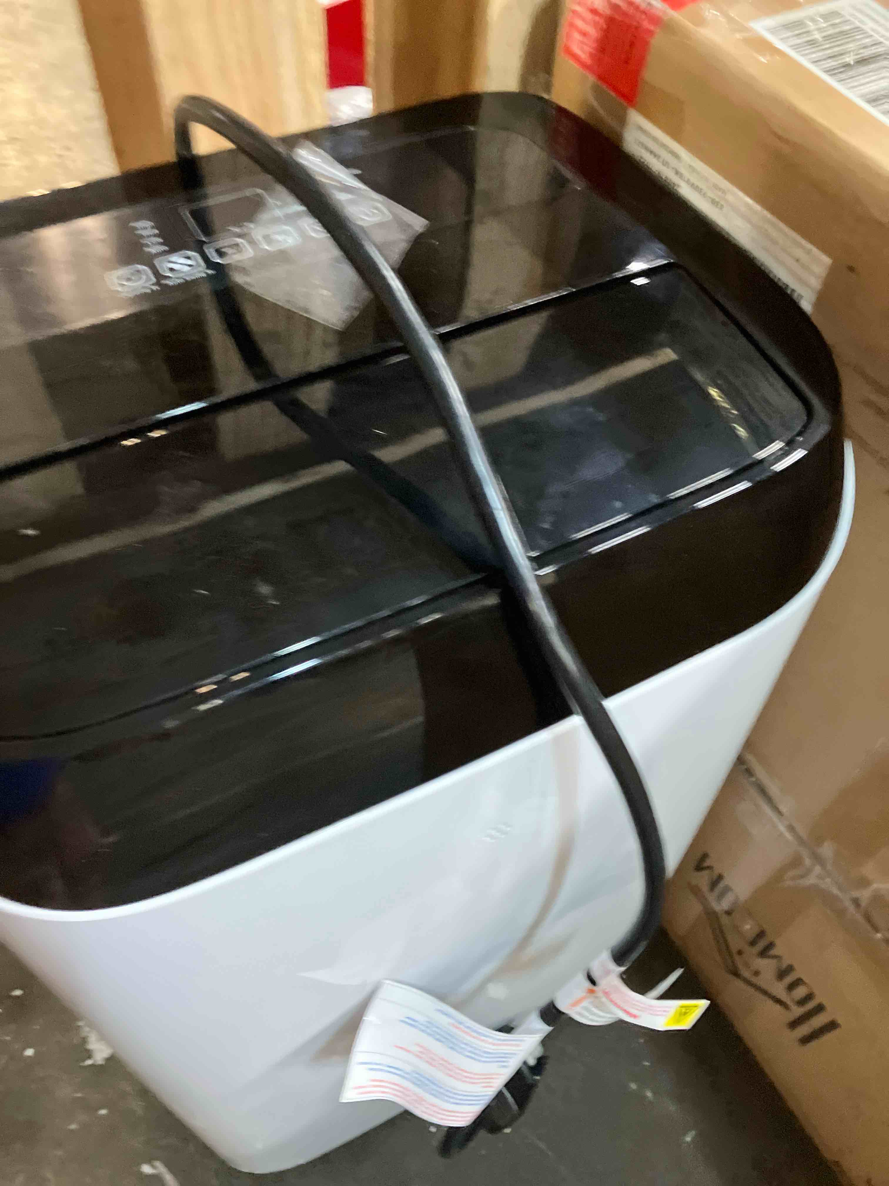 https://s3.amazonaws.com/lotting-images-prod/phillipi/PNK3538669_1753795100009.jpeg