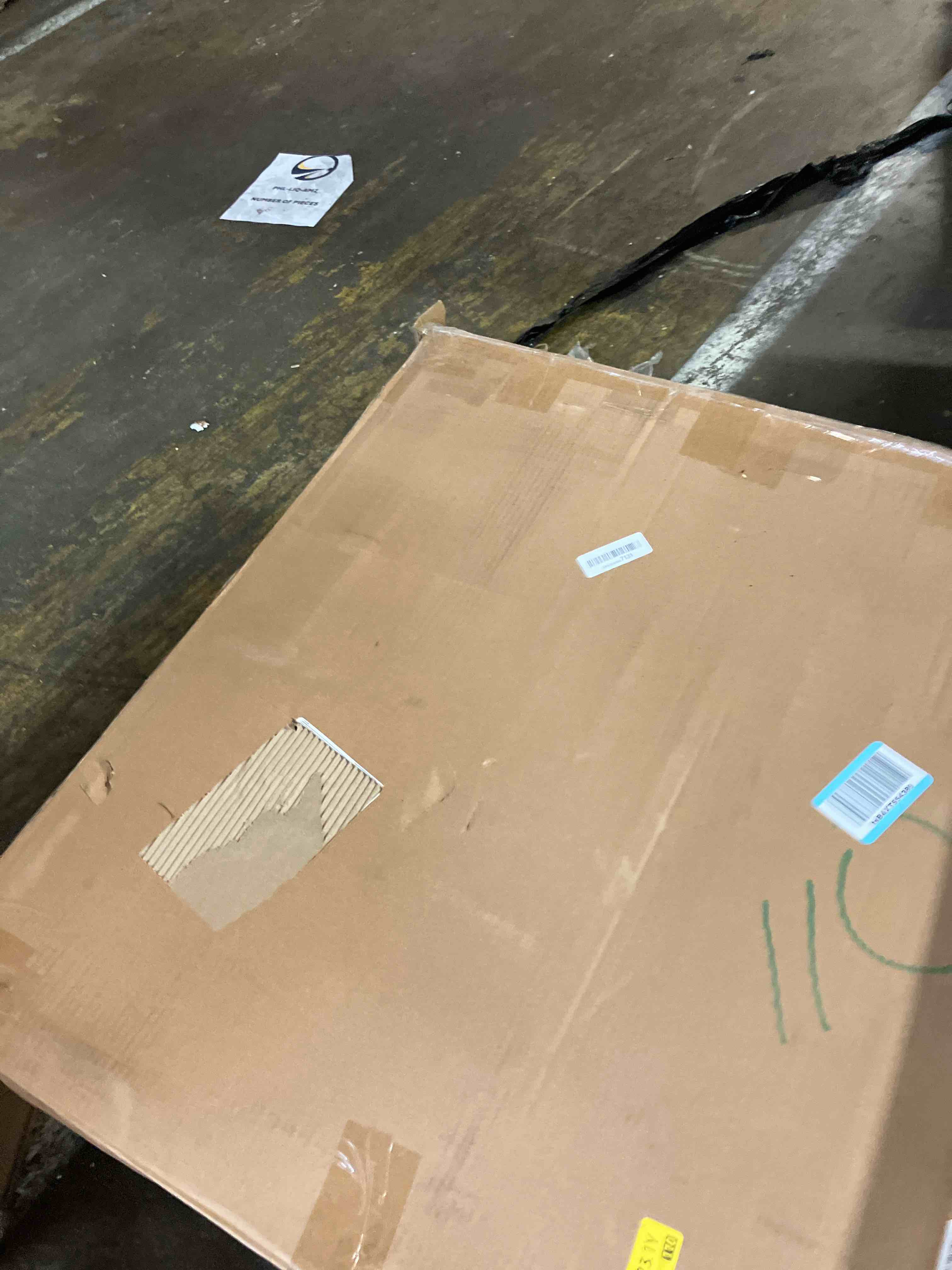 https://s3.amazonaws.com/lotting-images-prod/phillipi/PNK3538693_1753799495069.jpeg