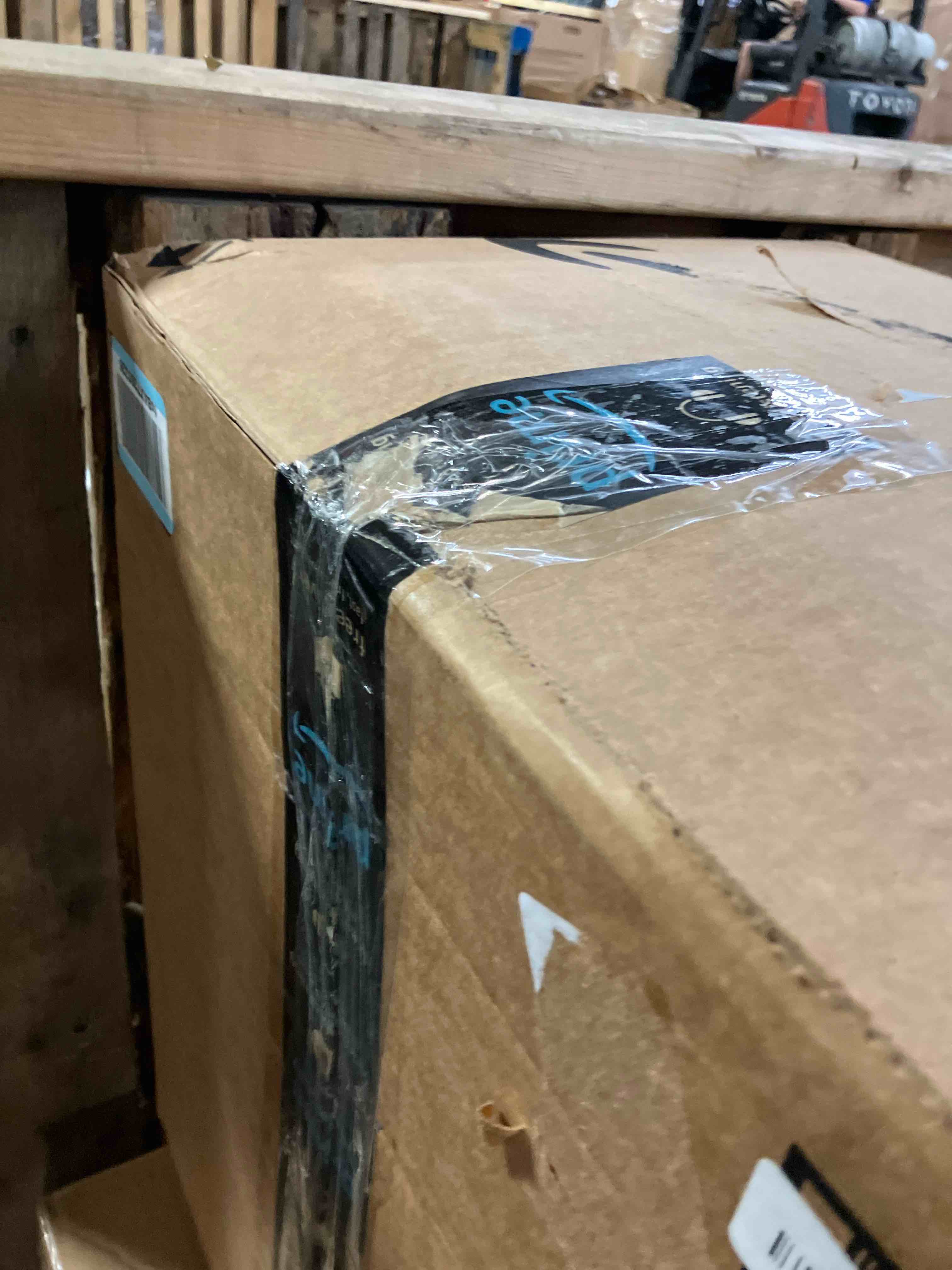 https://s3.amazonaws.com/lotting-images-prod/phillipi/PNK3538715_1753810821617.jpeg