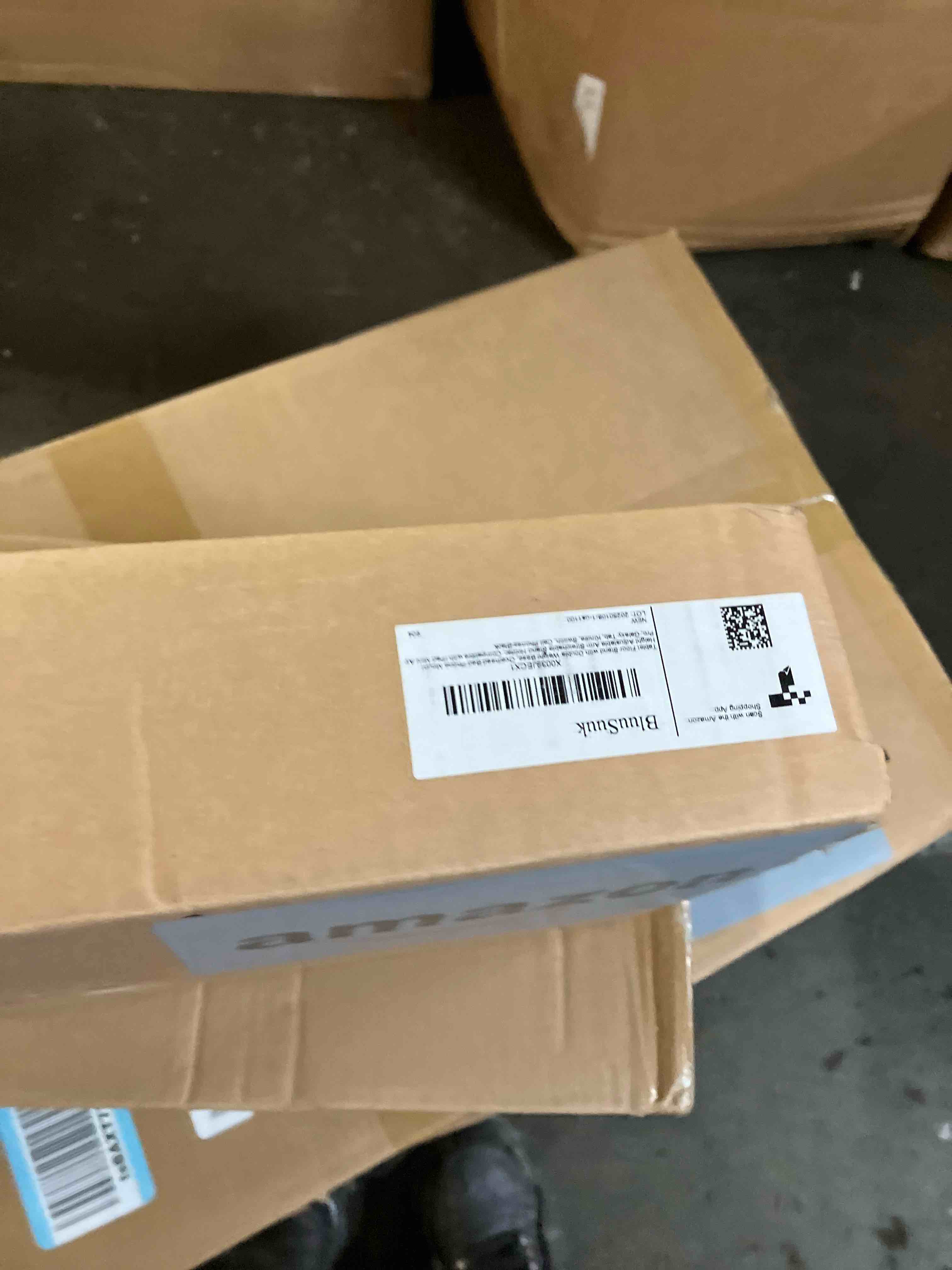 https://s3.amazonaws.com/lotting-images-prod/phillipi/PNK3538721_1753811601275.jpeg