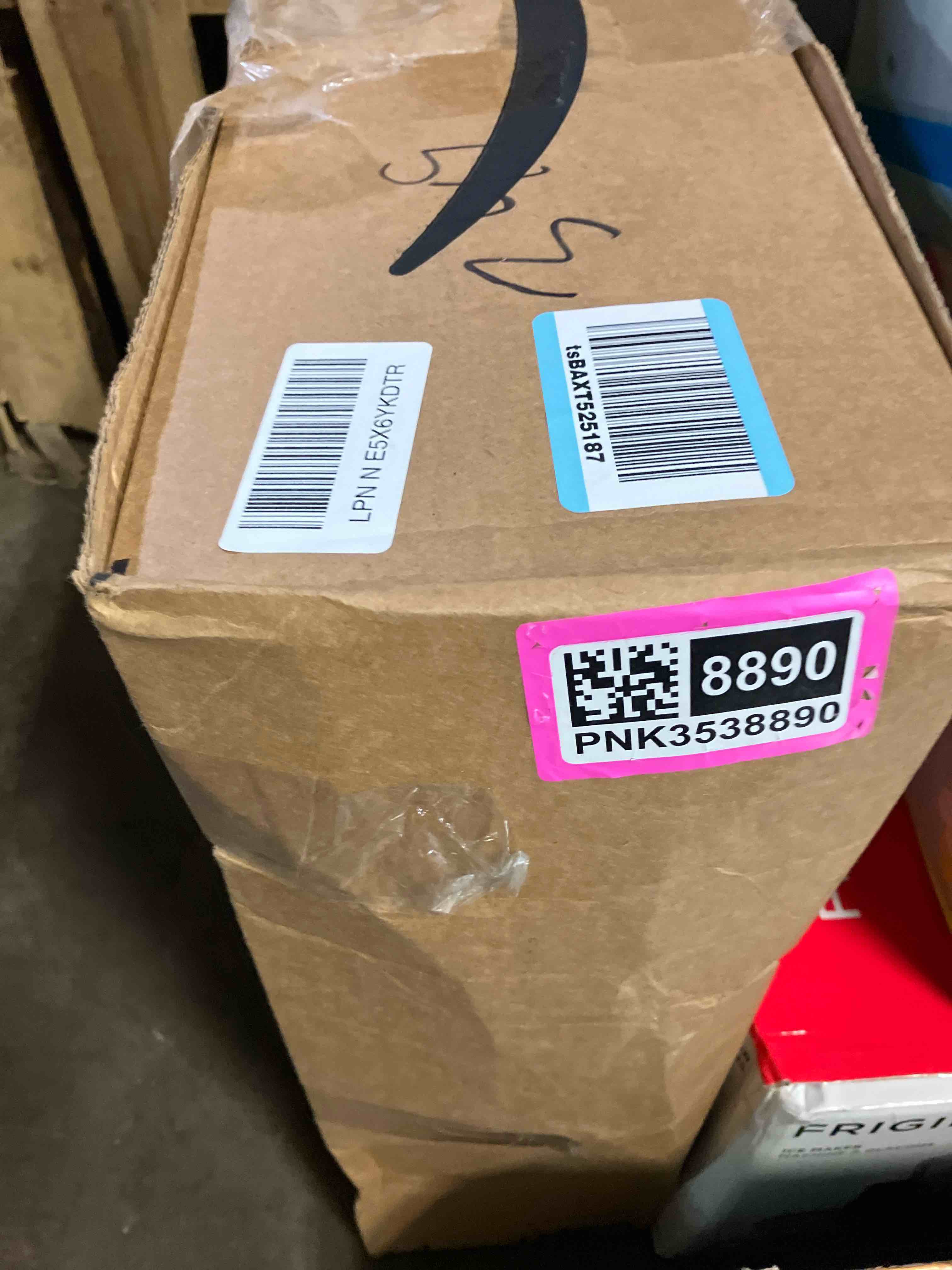 https://s3.amazonaws.com/lotting-images-prod/phillipi/PNK3538890_1753808651738.jpeg
