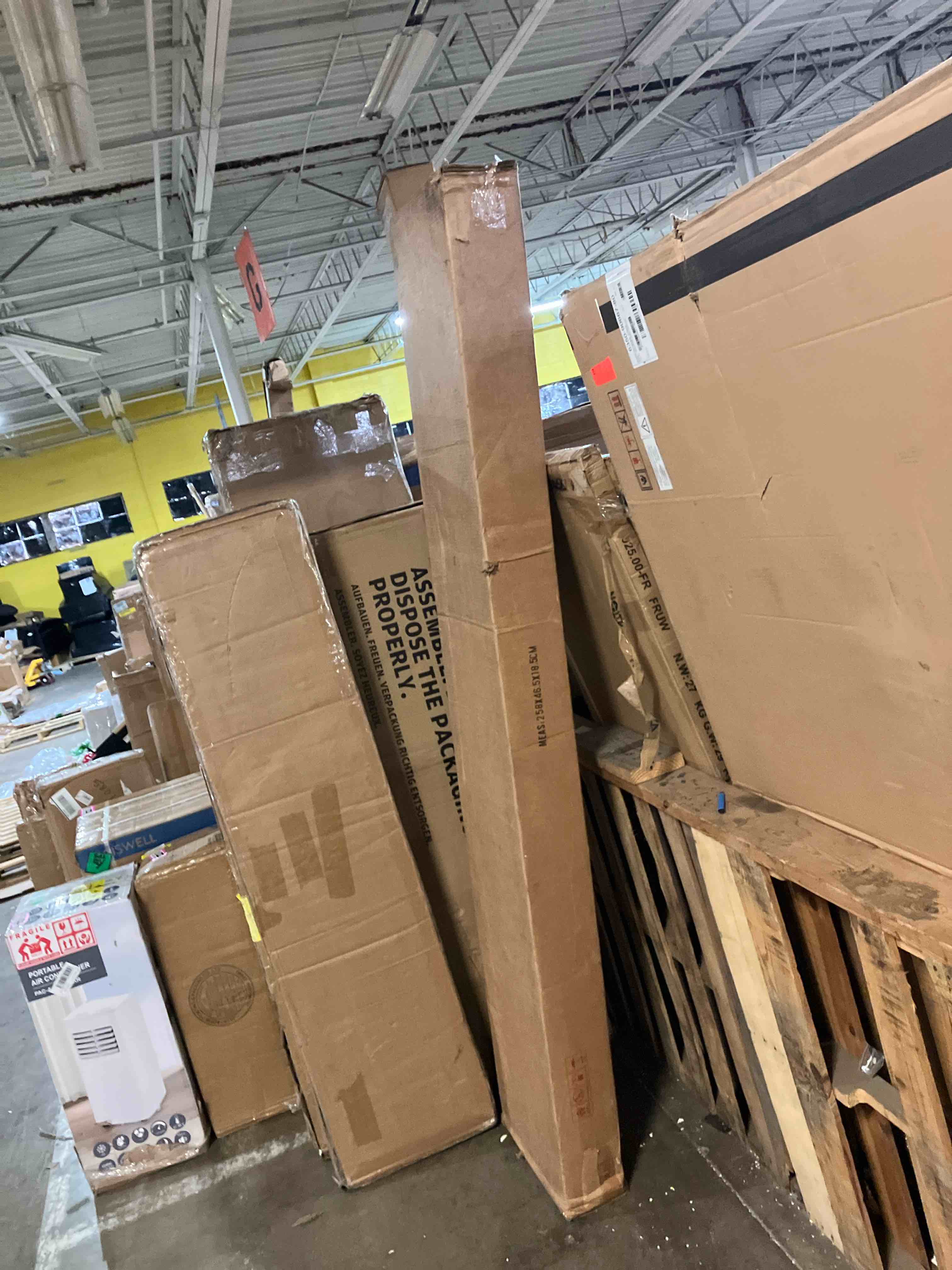 https://s3.amazonaws.com/lotting-images-prod/phillipi/PNK3538949_1753807697134.jpeg