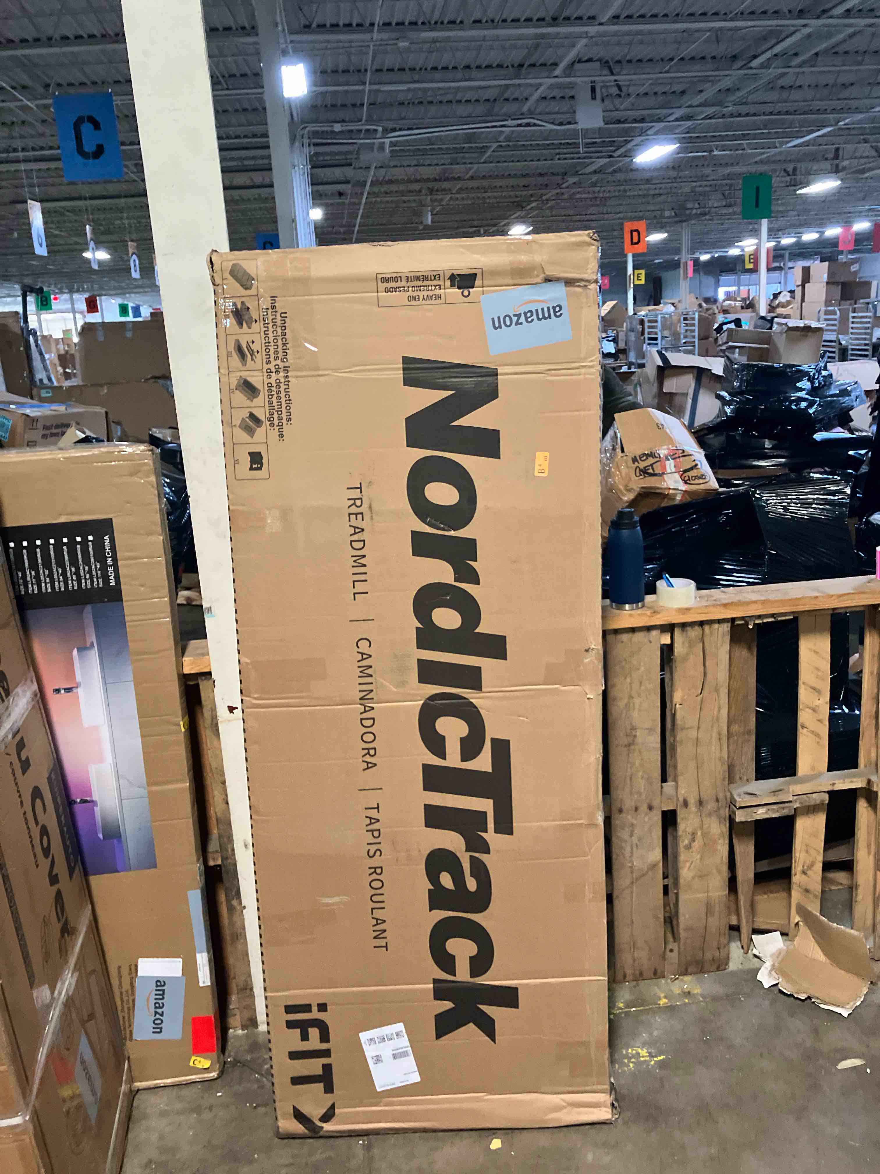 https://s3.amazonaws.com/lotting-images-prod/phillipi/PNK3538961_1753812745568.jpeg