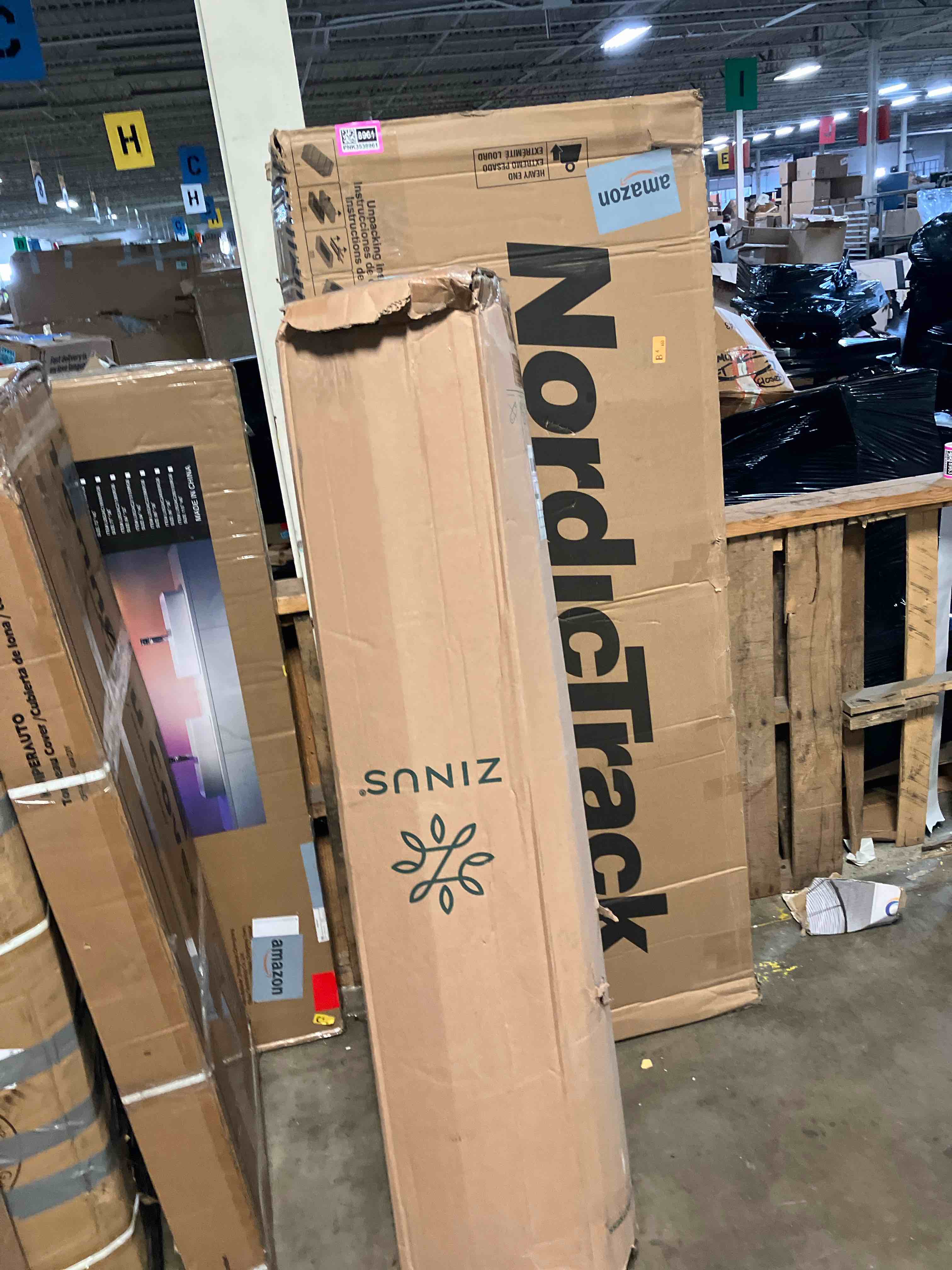 https://s3.amazonaws.com/lotting-images-prod/phillipi/PNK3538962_1753812963969.jpeg