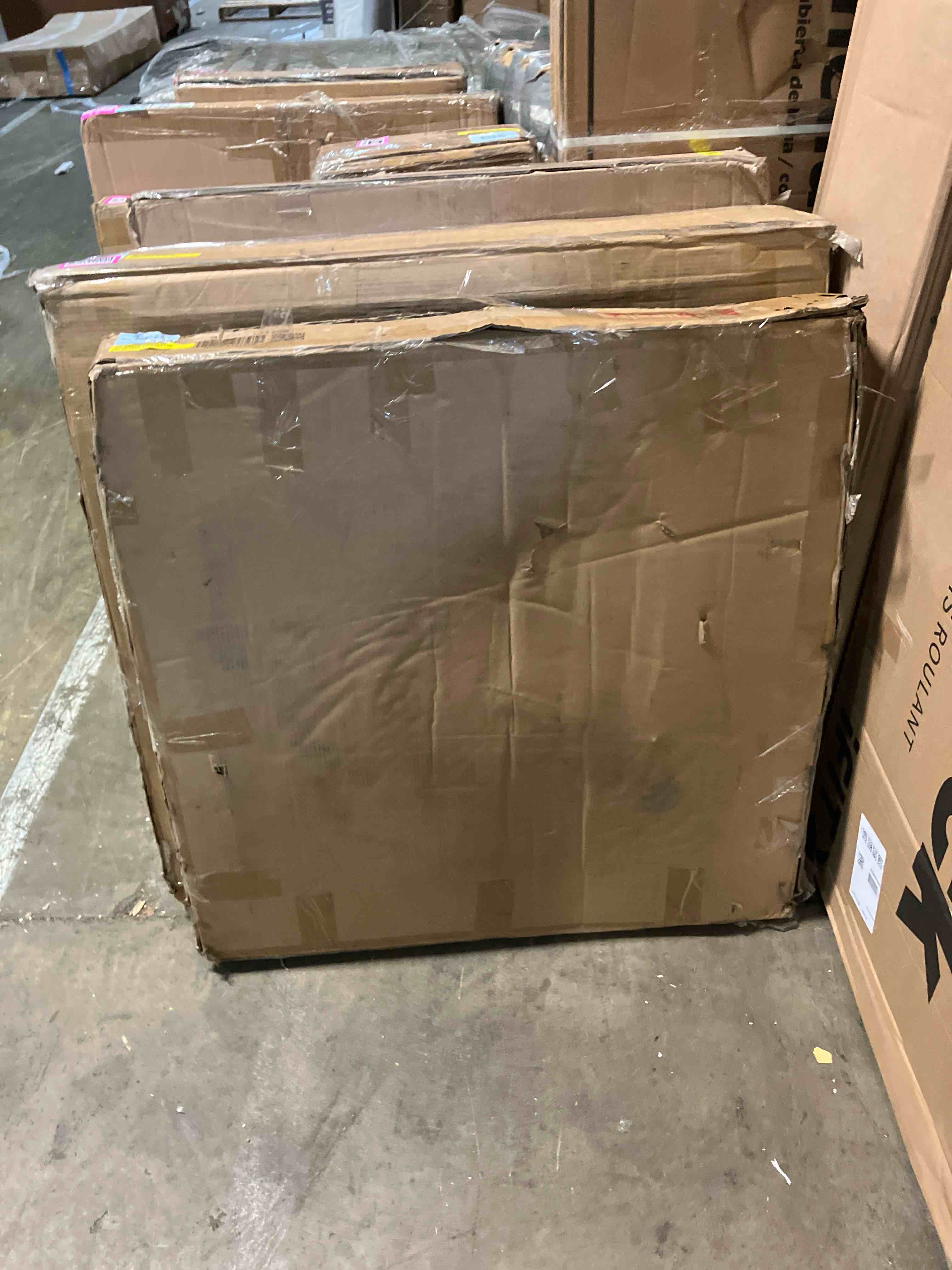 https://s3.amazonaws.com/lotting-images-prod/phillipi/PNK3538970_1753814305128.jpeg