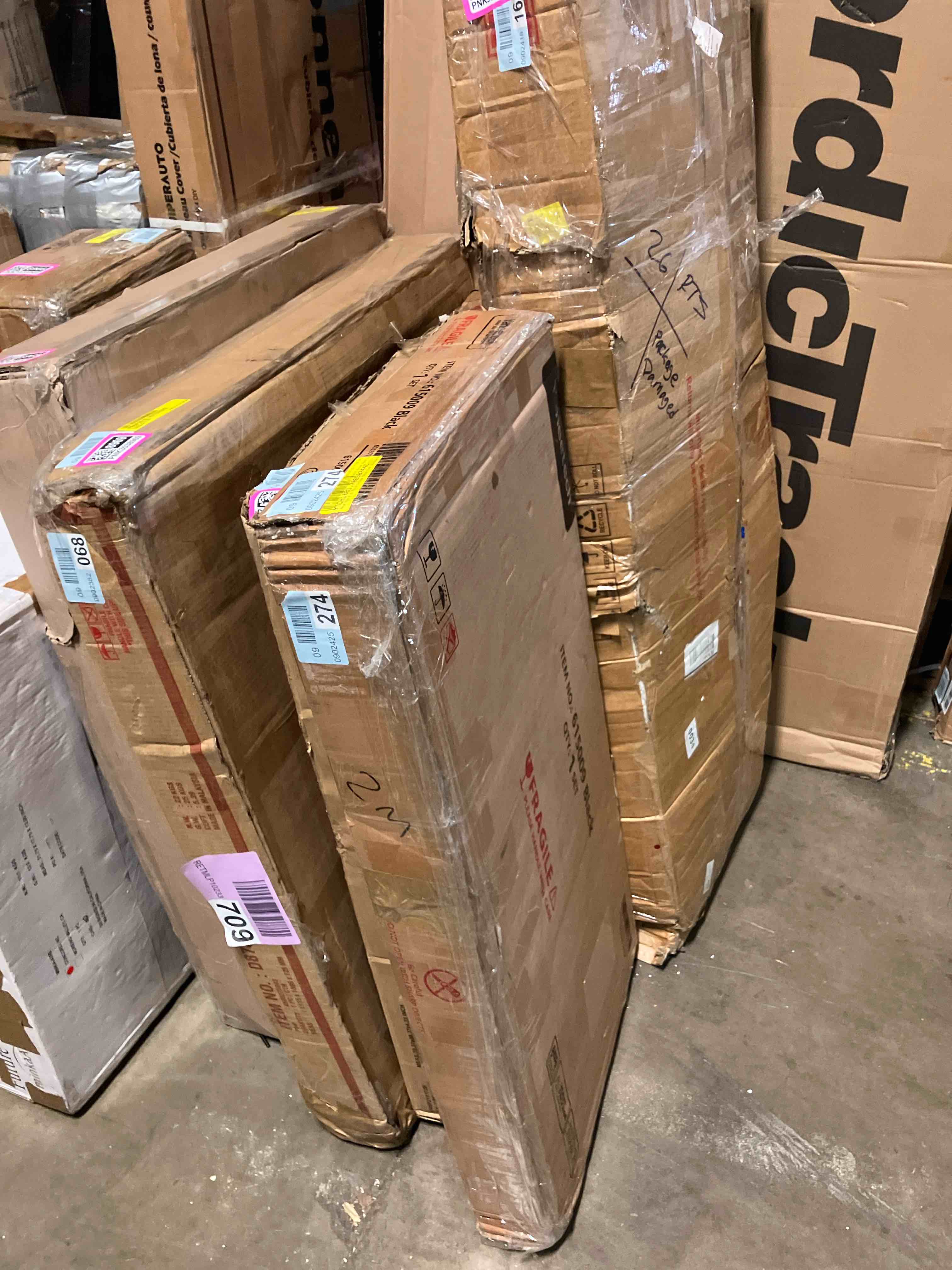 https://s3.amazonaws.com/lotting-images-prod/phillipi/PNK3538973_1753814936140.jpeg
