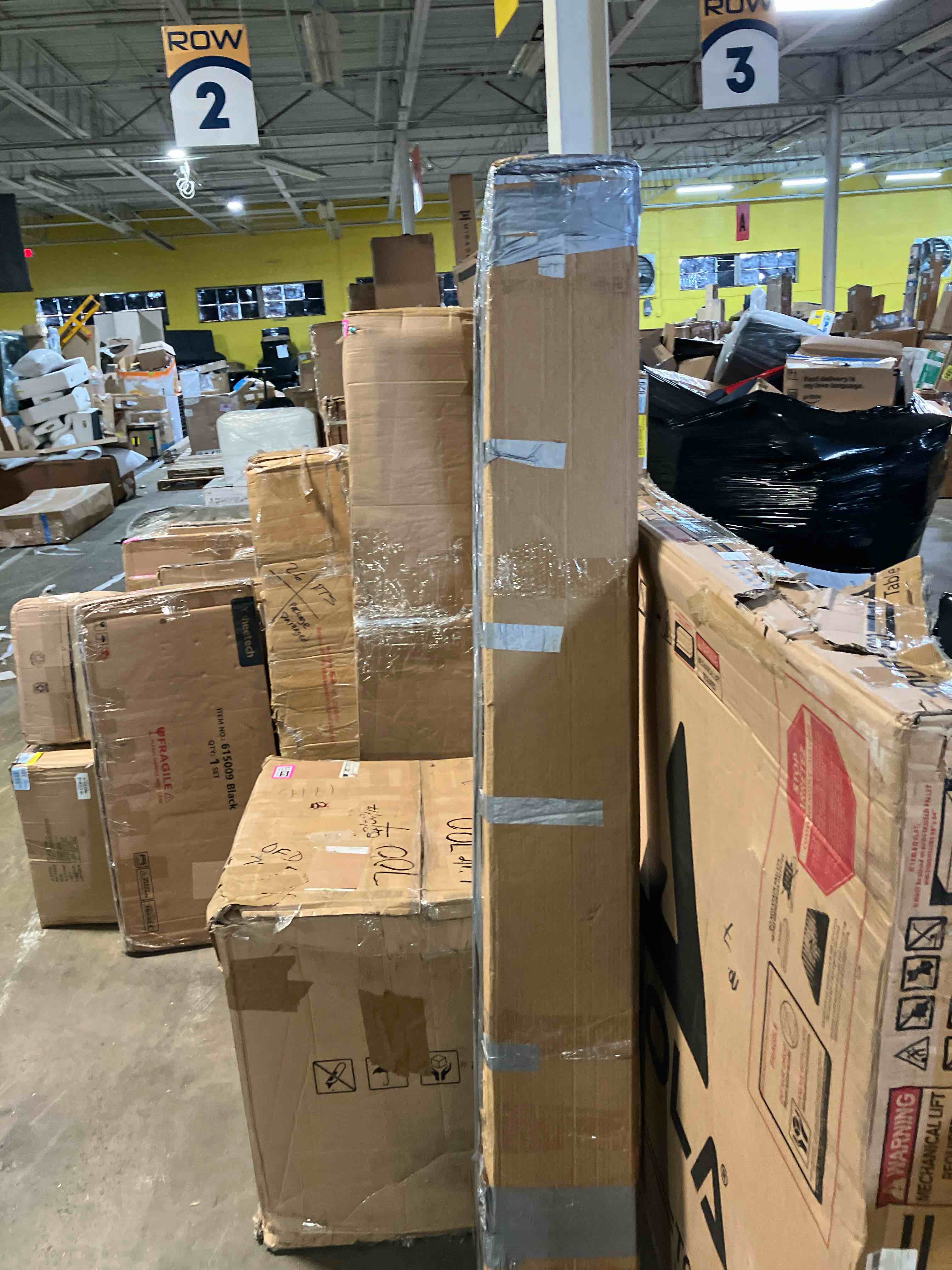 https://s3.amazonaws.com/lotting-images-prod/phillipi/PNK3538980_1753816385905.jpeg