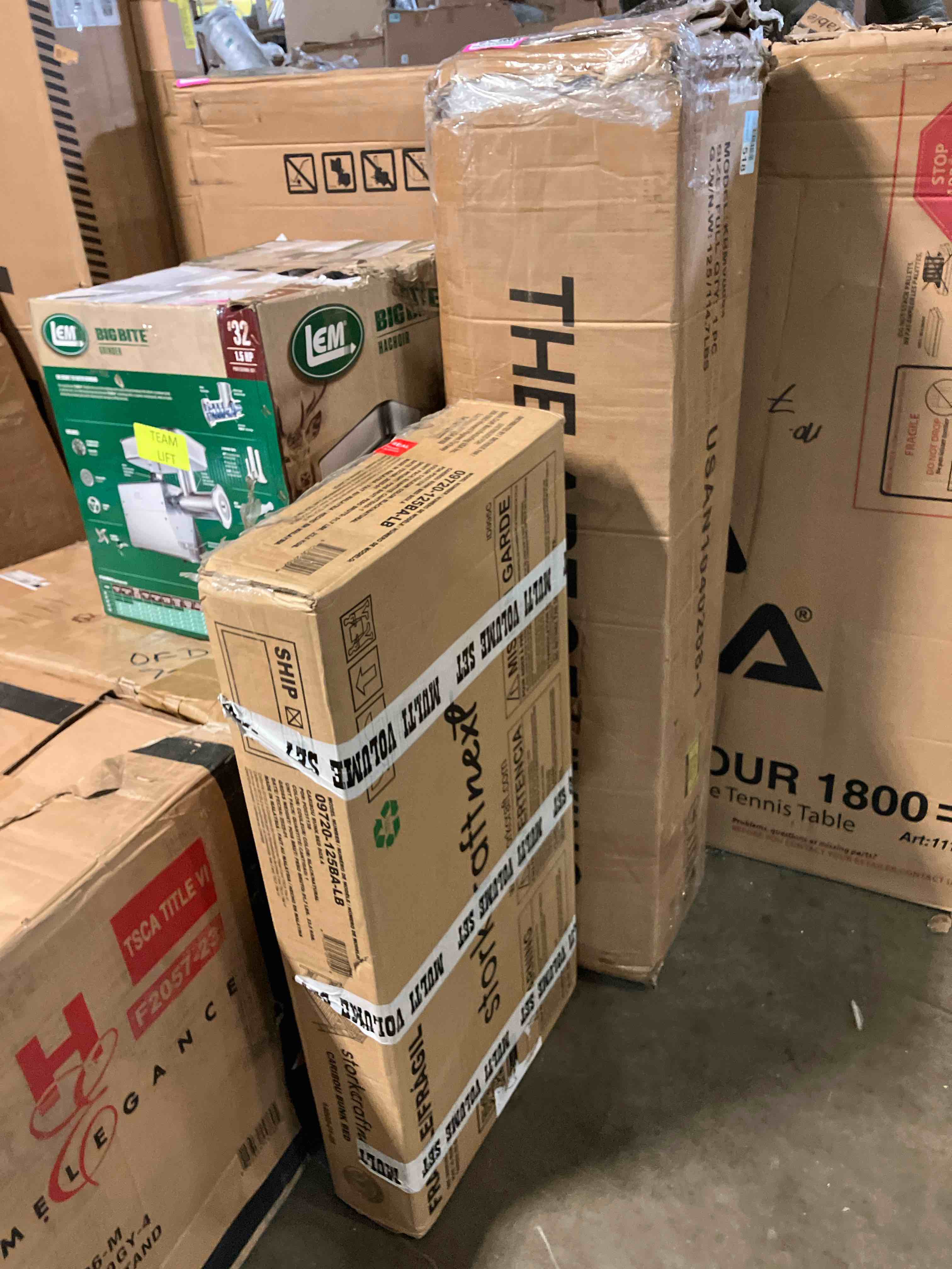 https://s3.amazonaws.com/lotting-images-prod/phillipi/PNK3538986_1753817554536.jpeg