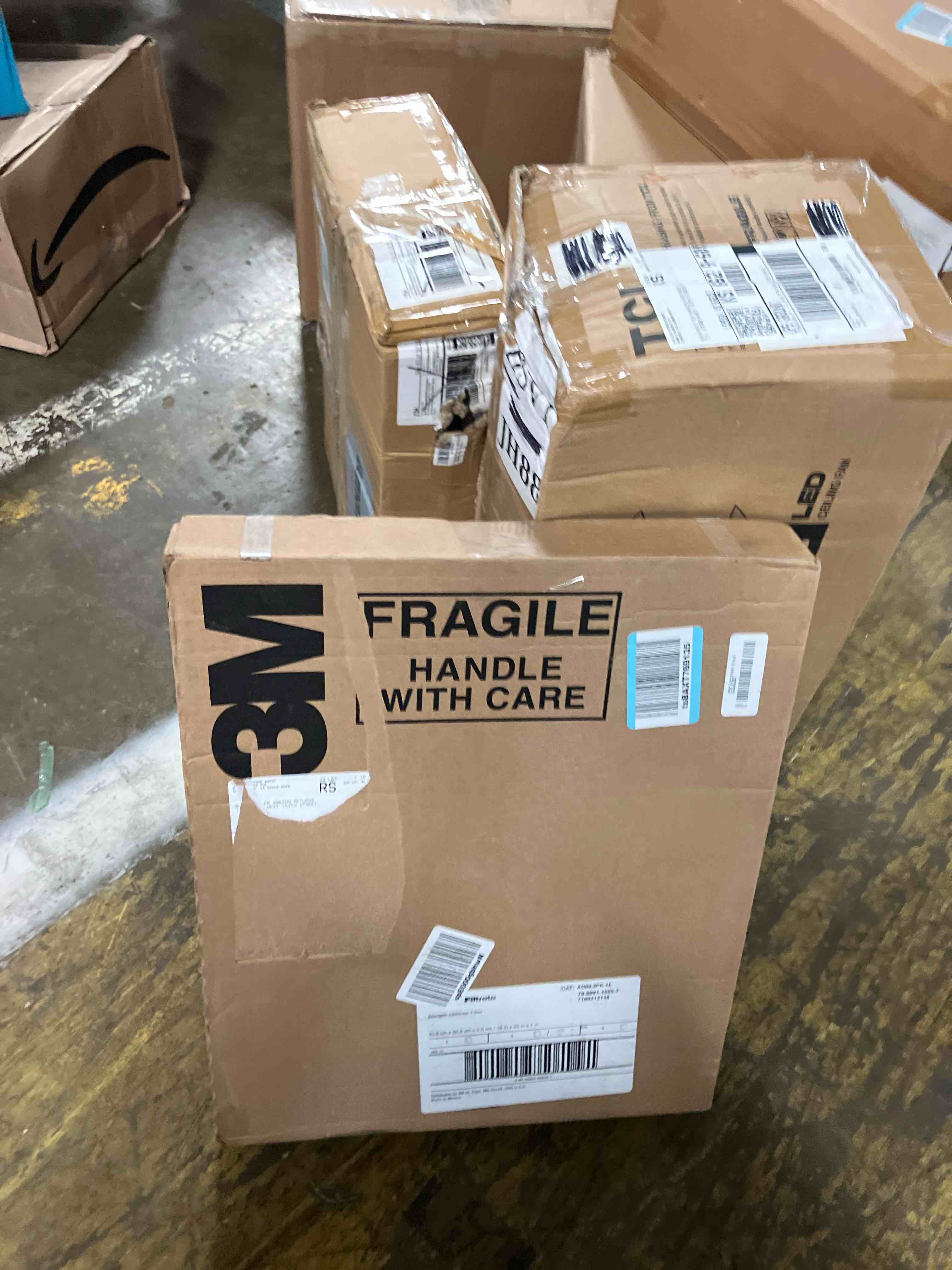https://s3.amazonaws.com/lotting-images-prod/phillipi/PNK3539132_1753815738520.jpeg