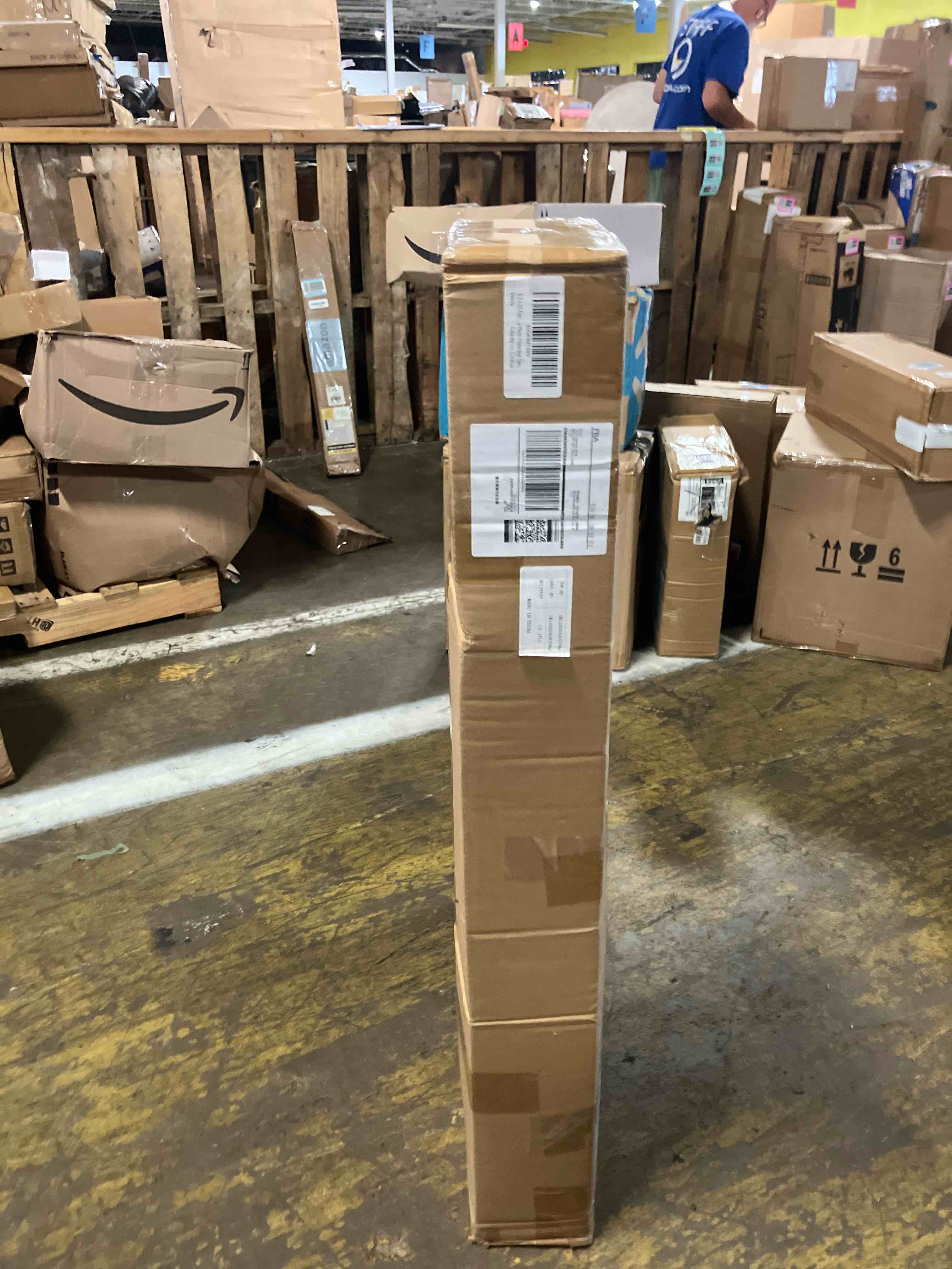 https://s3.amazonaws.com/lotting-images-prod/phillipi/PNK3539142_1753812929073.jpeg