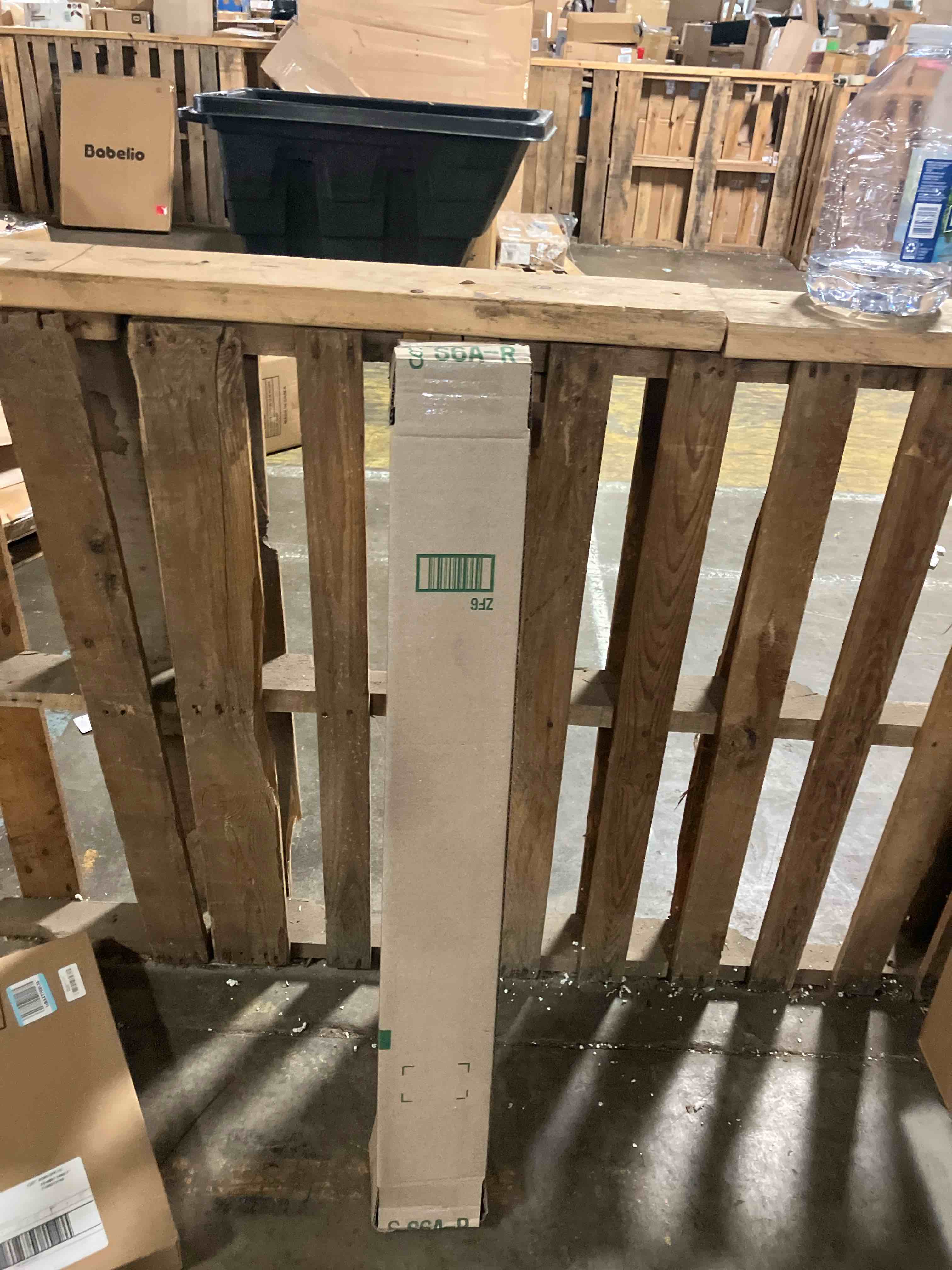 https://s3.amazonaws.com/lotting-images-prod/phillipi/PNK3539162_1753809675092.jpeg