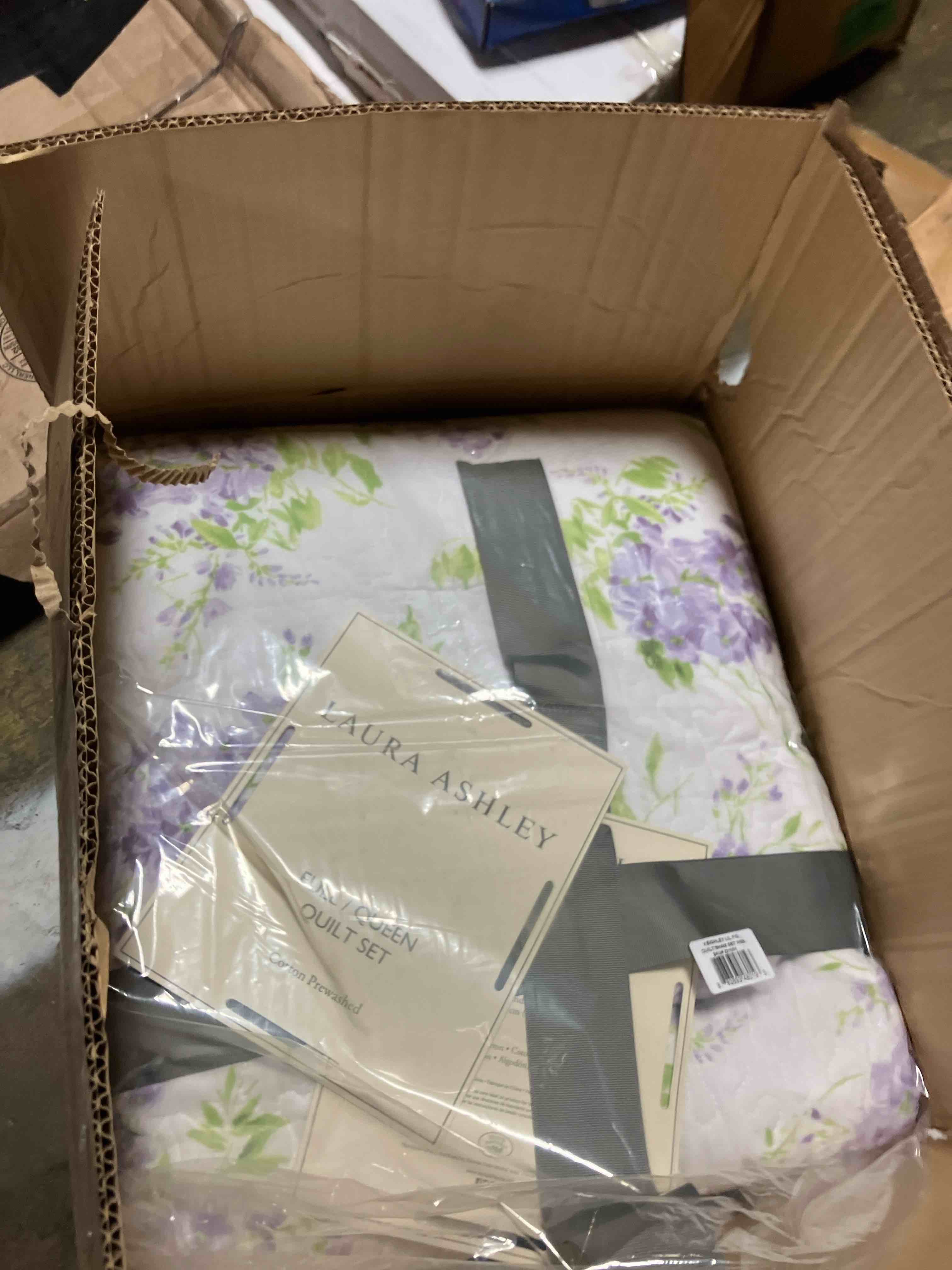 https://s3.amazonaws.com/lotting-images-prod/phillipi/PNK3539364_1753993136390.jpeg