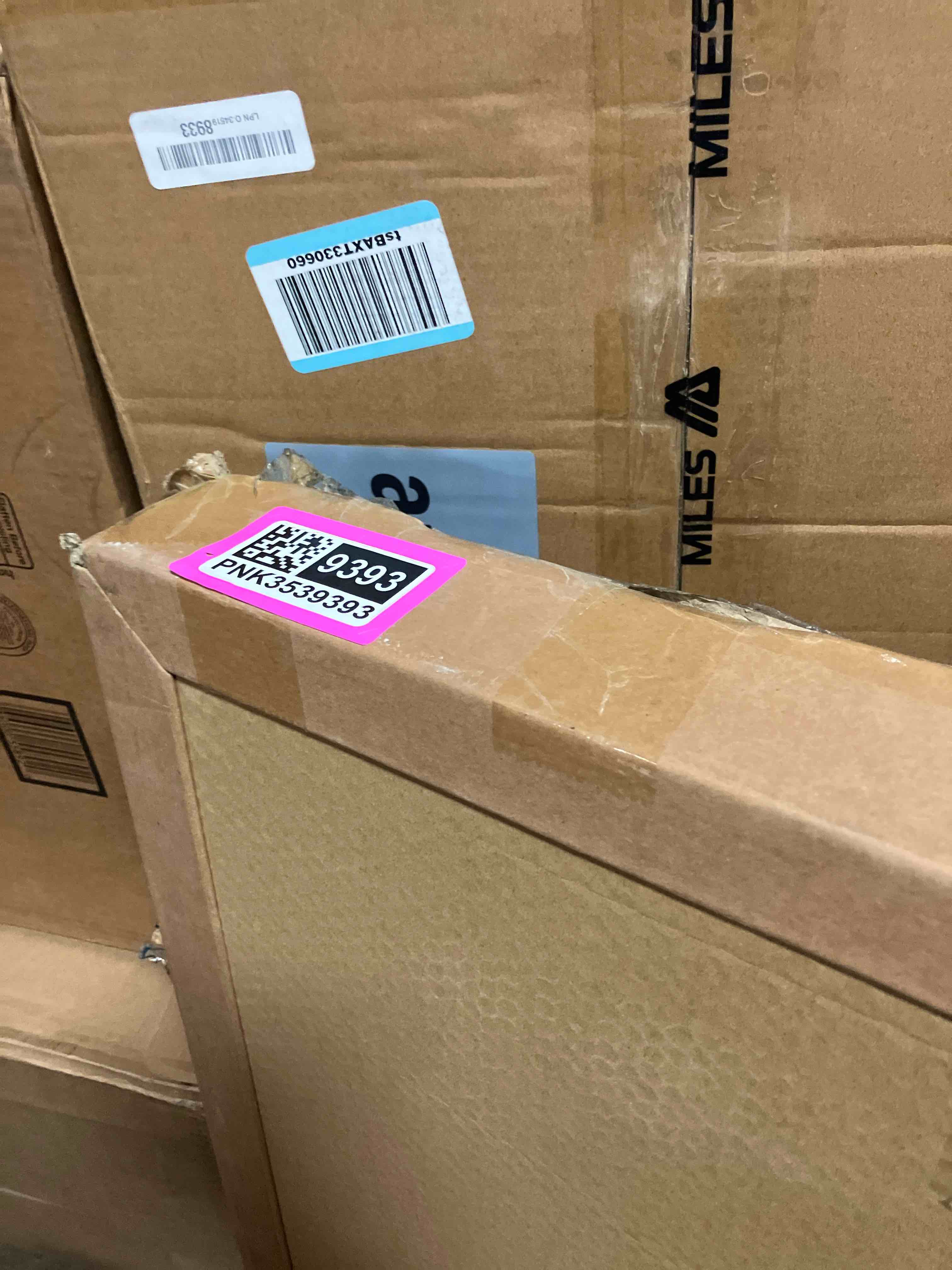 https://s3.amazonaws.com/lotting-images-prod/phillipi/PNK3539393_1753997008926.jpeg