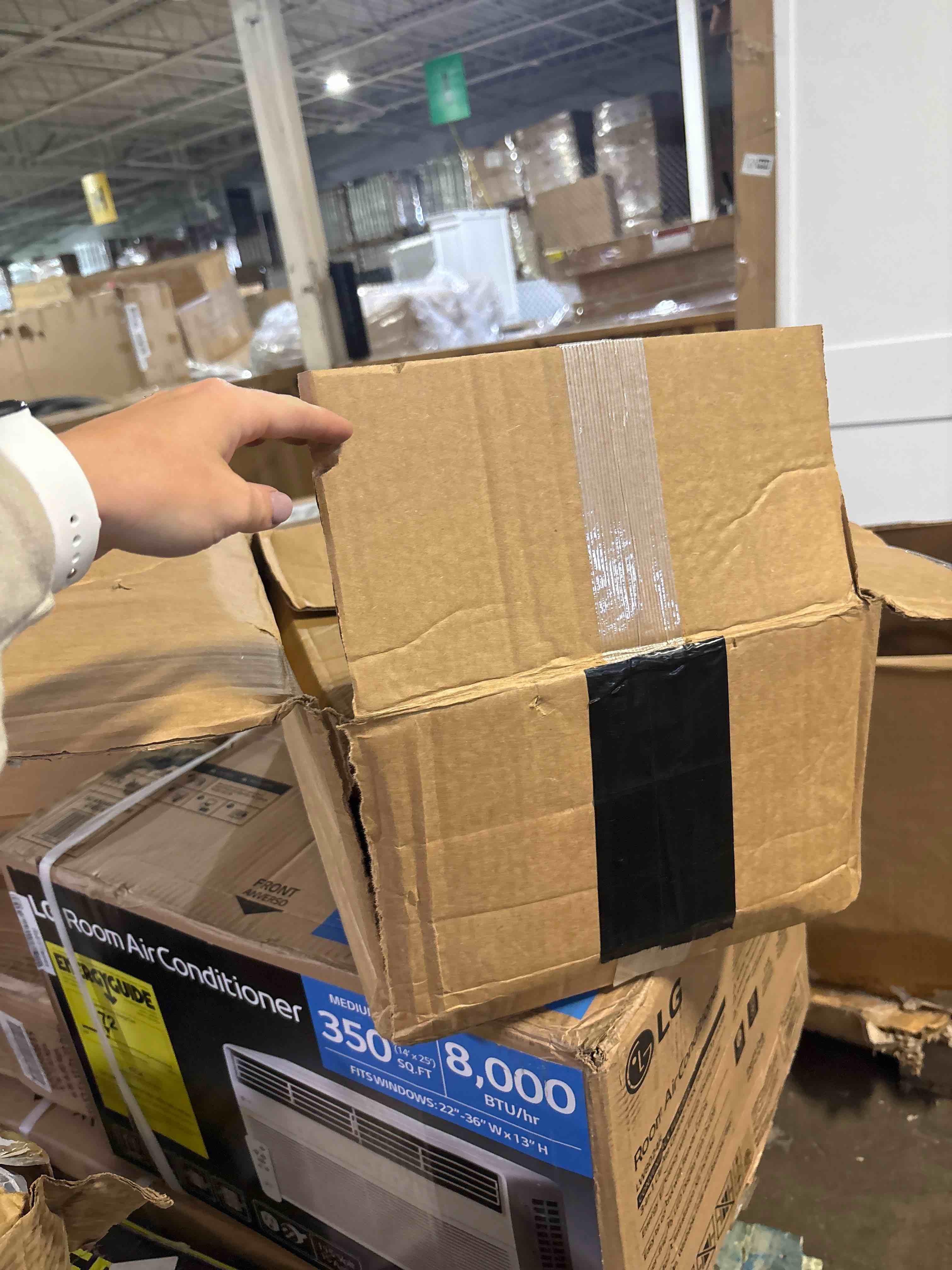 https://s3.amazonaws.com/lotting-images-prod/phillipi/PNK3539434_1754055245024.jpeg