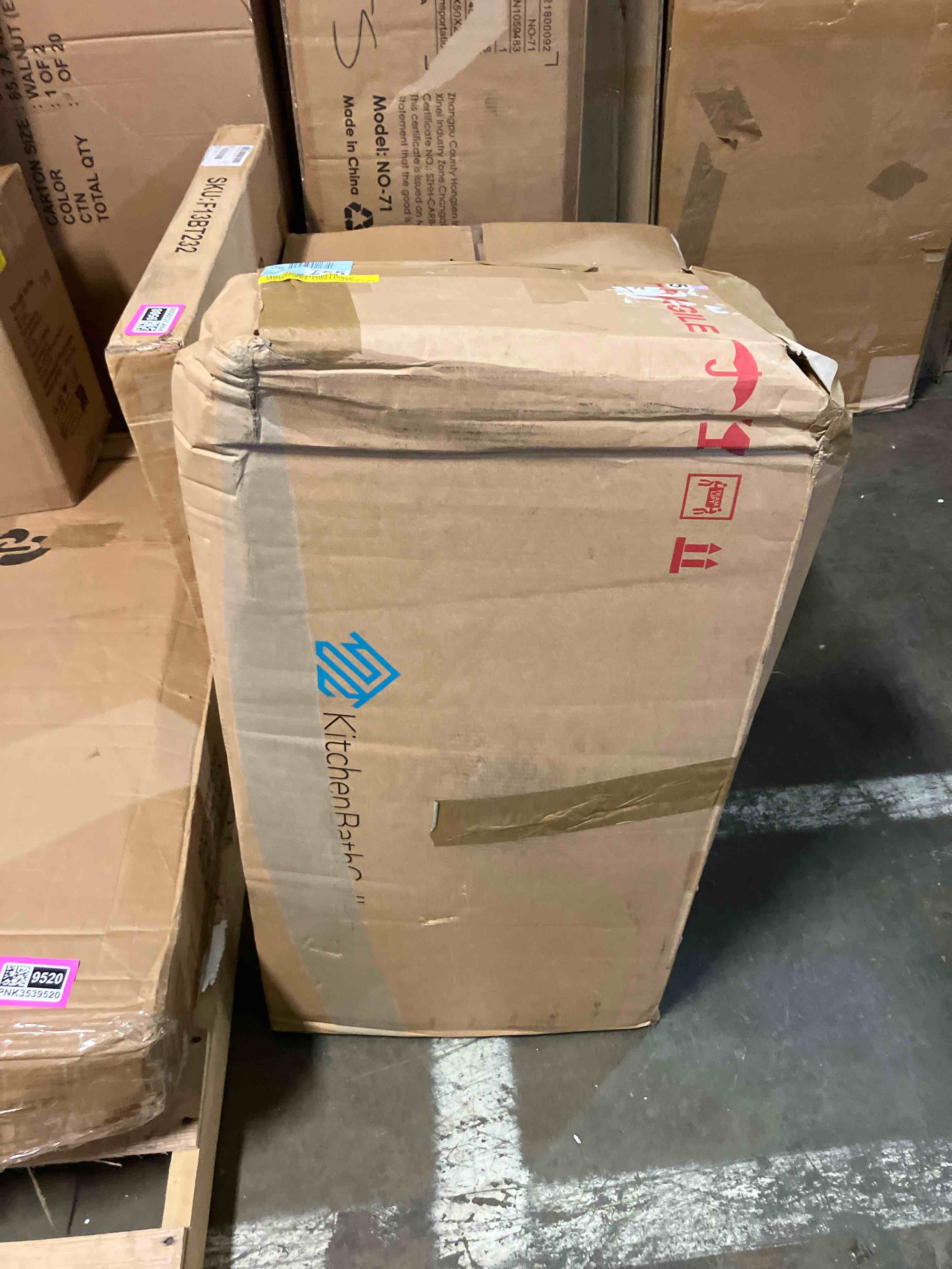 https://s3.amazonaws.com/lotting-images-prod/phillipi/PNK3539501_1754063808620.jpeg