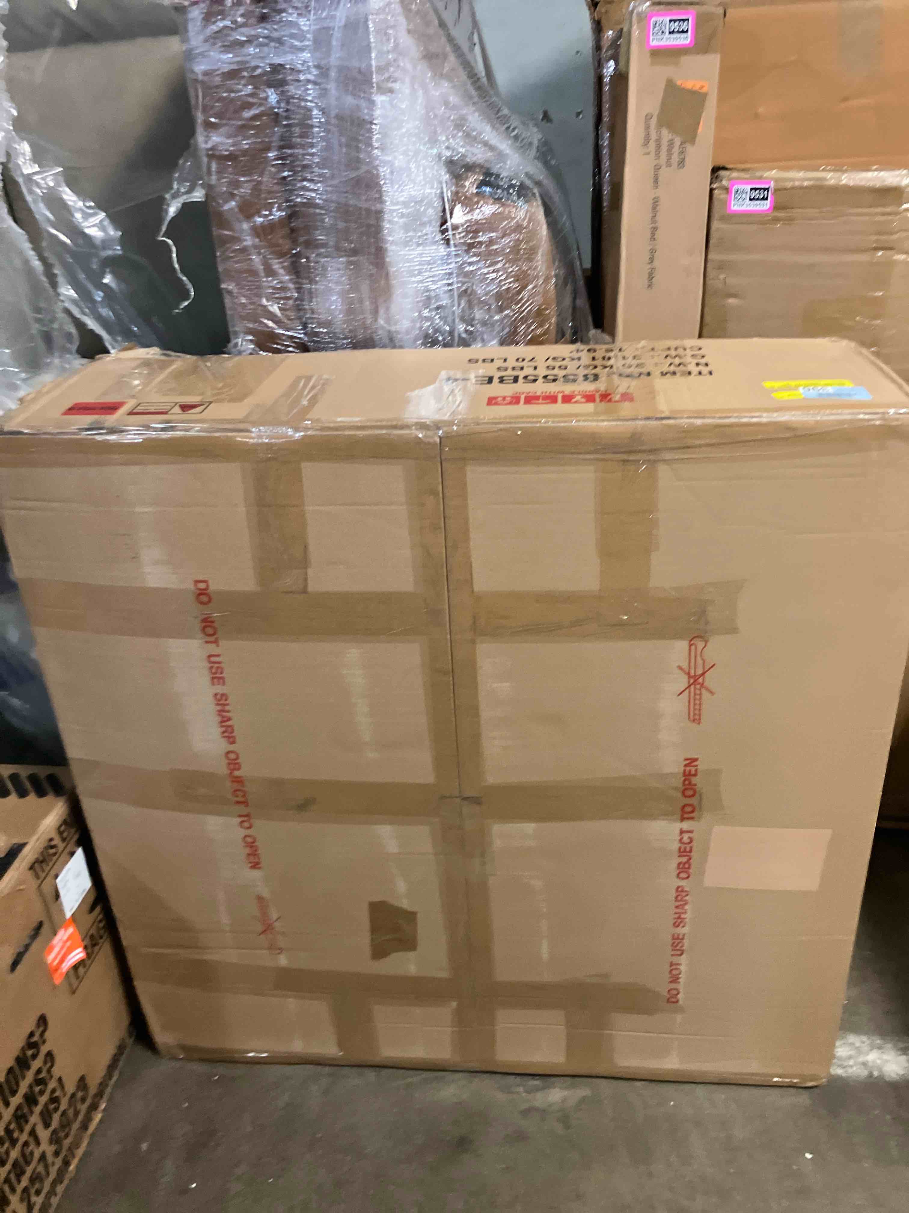 https://s3.amazonaws.com/lotting-images-prod/phillipi/PNK3539529_1754056264009.jpeg