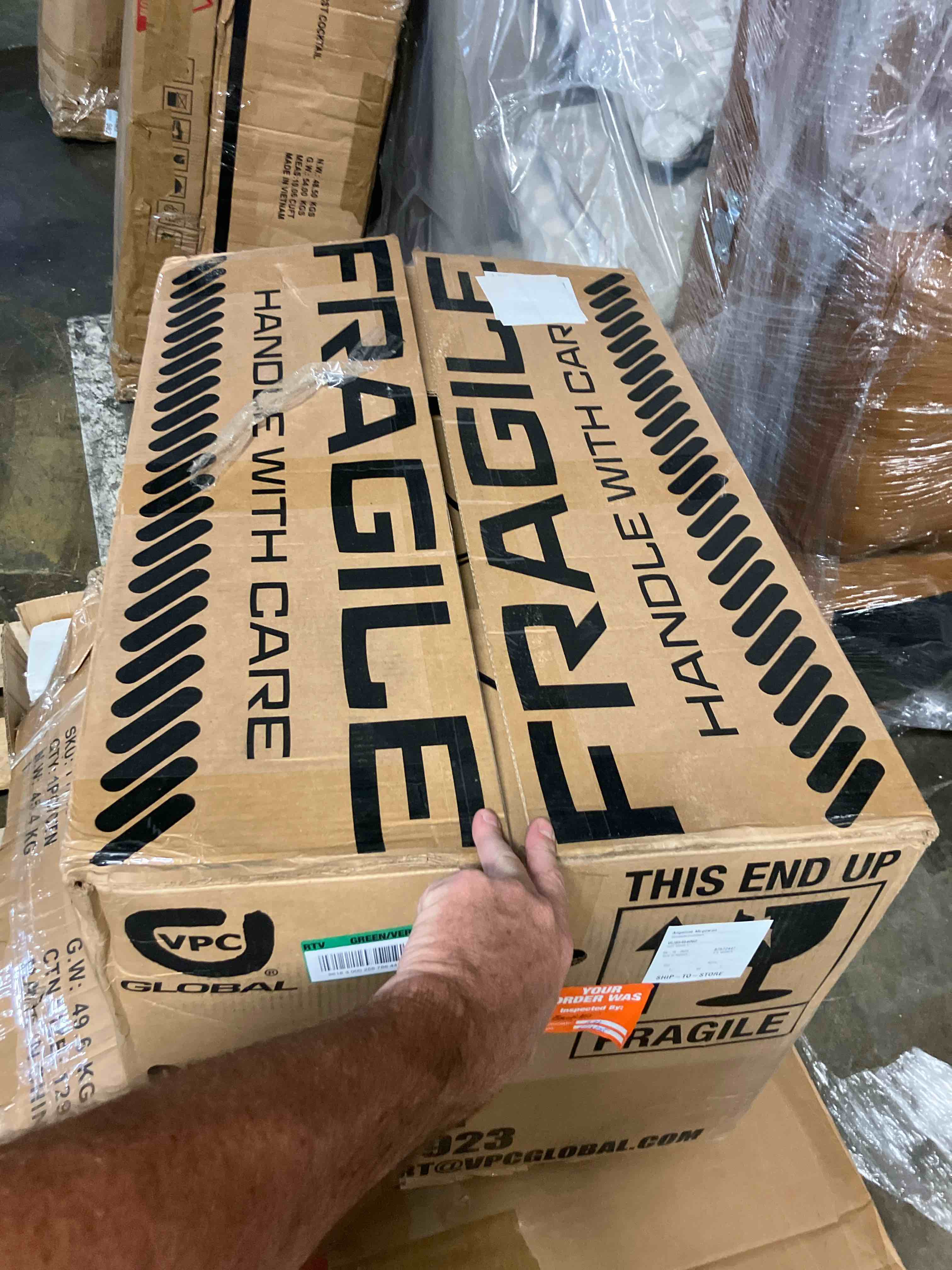 https://s3.amazonaws.com/lotting-images-prod/phillipi/PNK3539539_1754053948607.jpeg