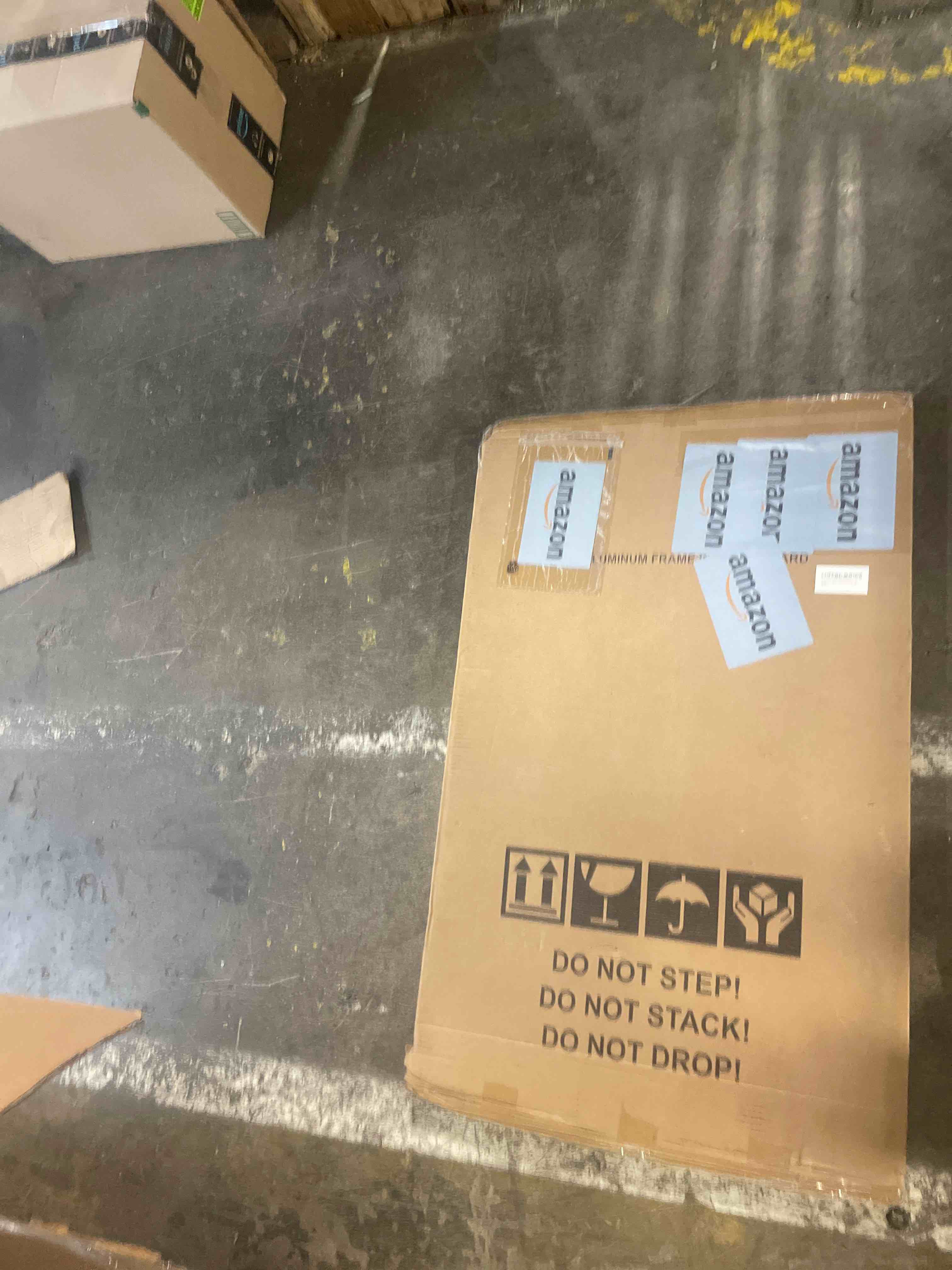 https://s3.amazonaws.com/lotting-images-prod/phillipi/PNK3539658_1754071022324.jpeg