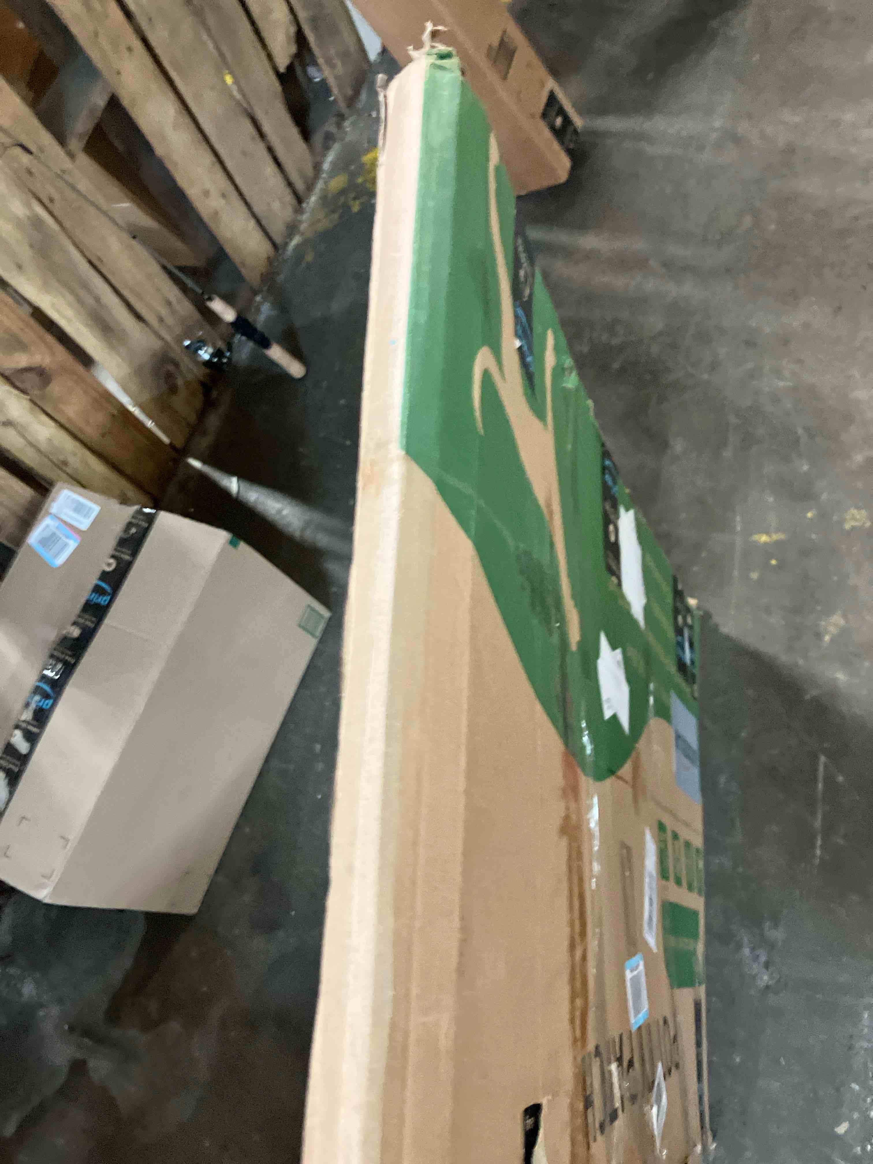 https://s3.amazonaws.com/lotting-images-prod/phillipi/PNK3539677_1754071671463.jpeg