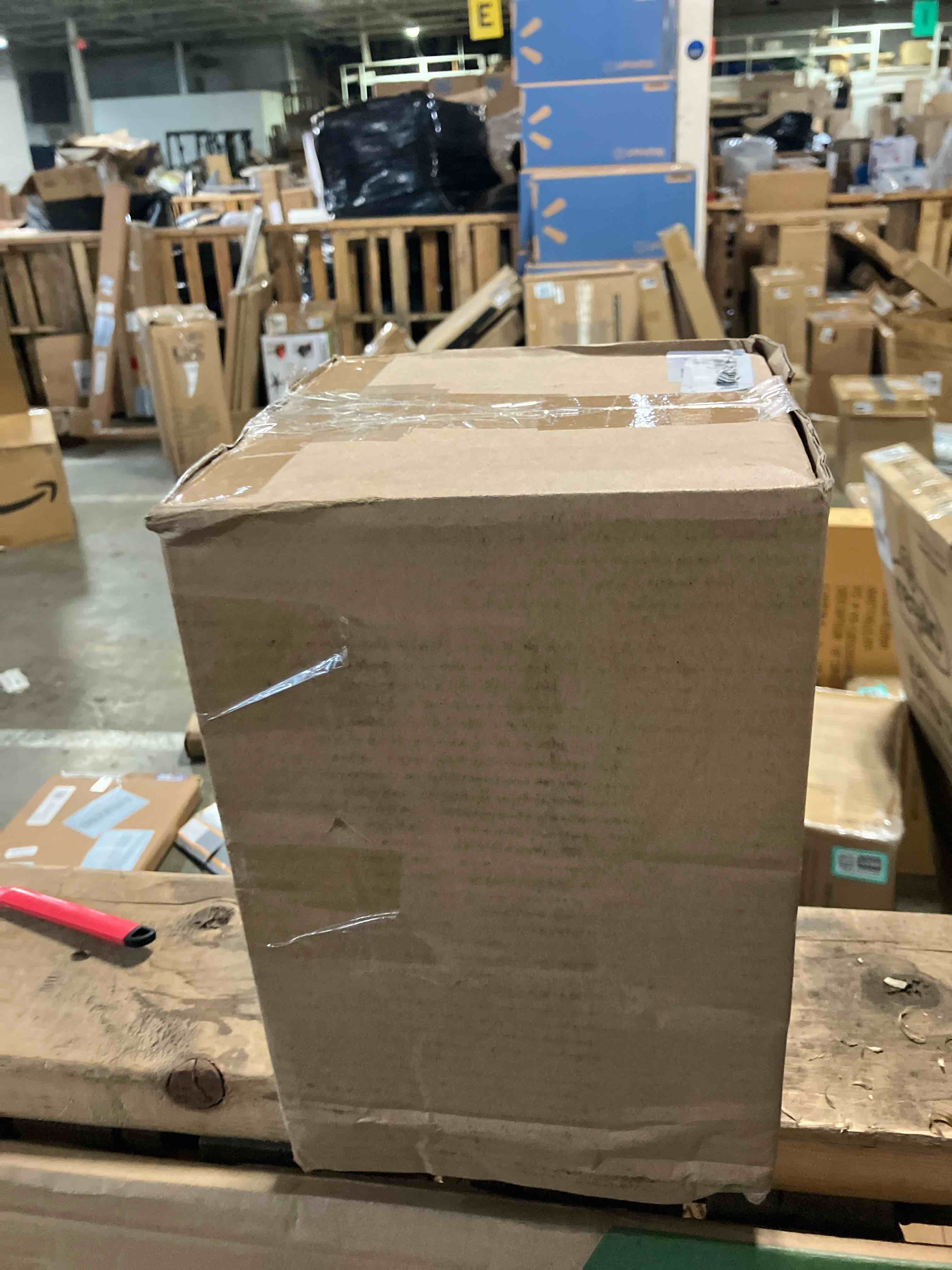 https://s3.amazonaws.com/lotting-images-prod/phillipi/PNK3539679_1754072098811.jpeg