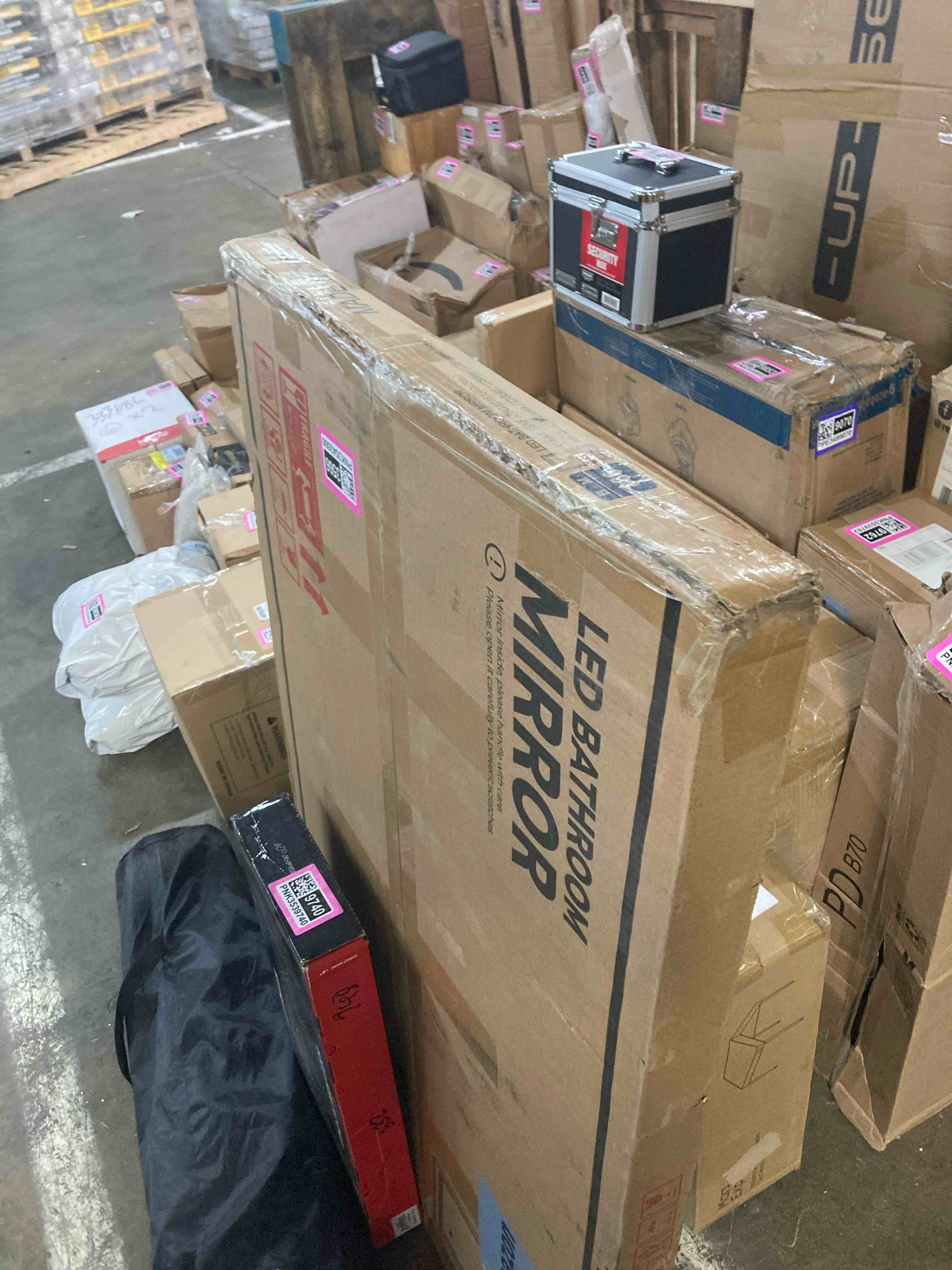https://s3.amazonaws.com/lotting-images-prod/phillipi/PNK3539739_1754320100317.jpeg