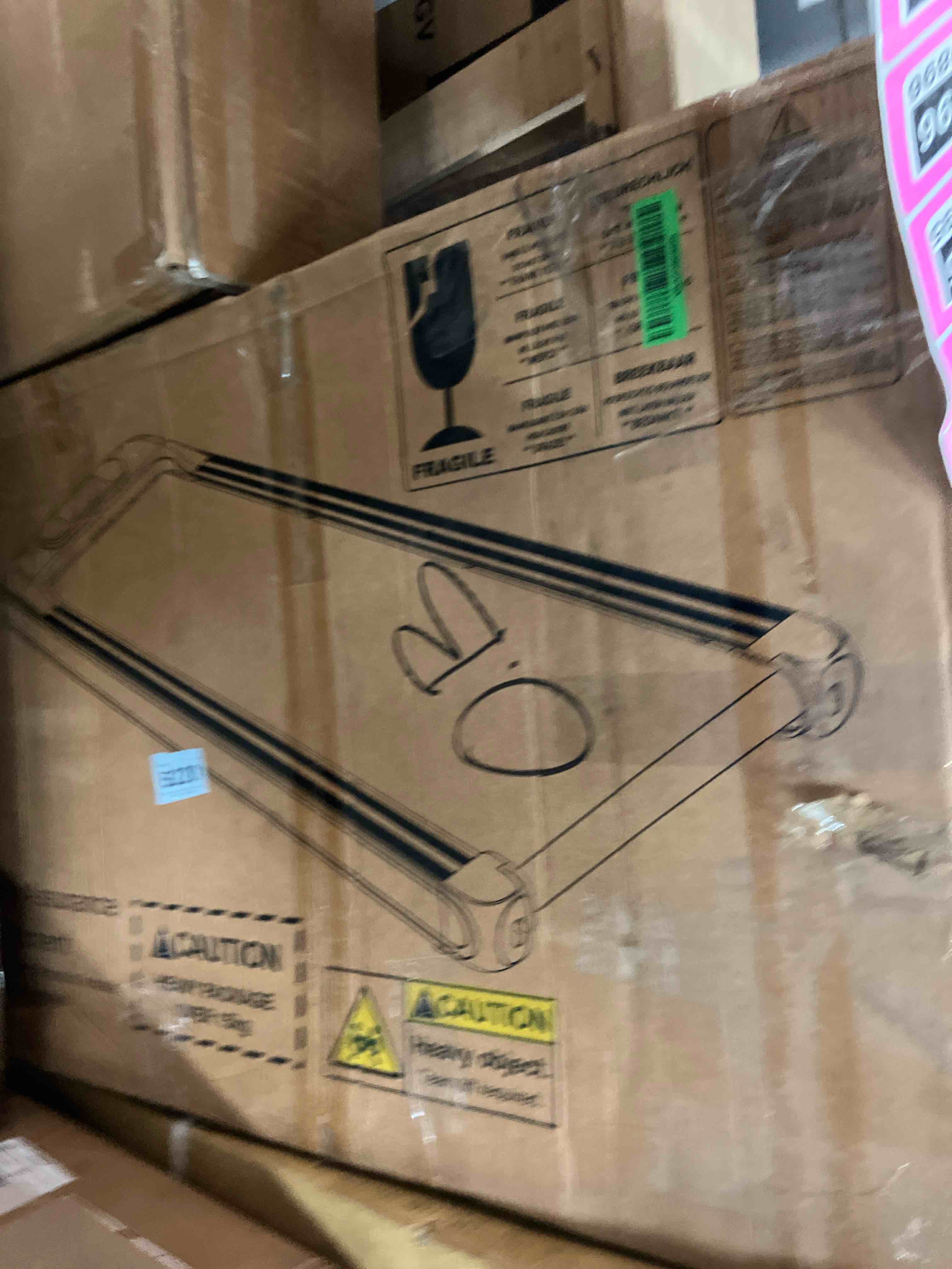 https://s3.amazonaws.com/lotting-images-prod/phillipi/PNK3539909_1754917858353.jpeg