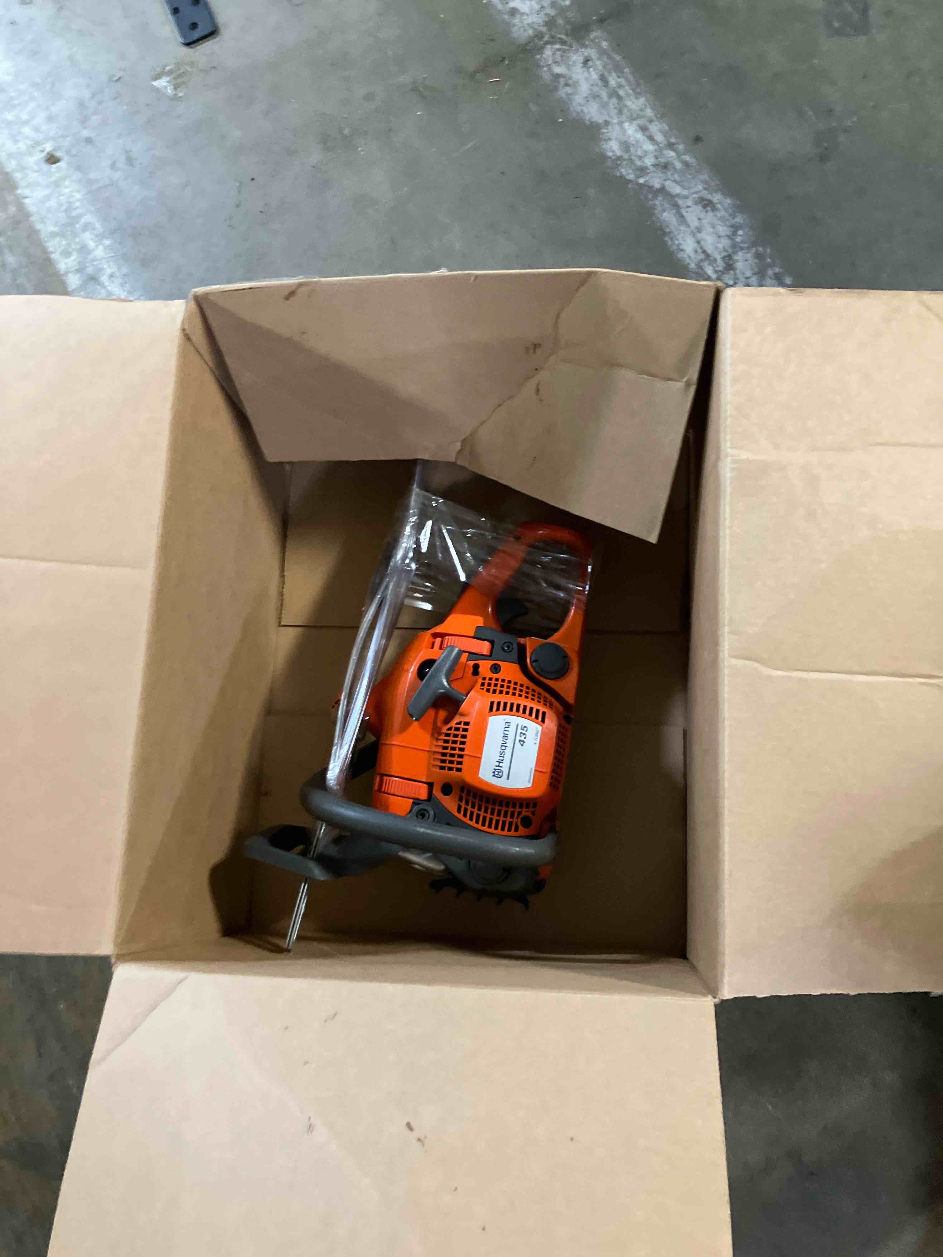 https://s3.amazonaws.com/lotting-images-prod/phillipi/PNK3539975_1754399941328.jpeg