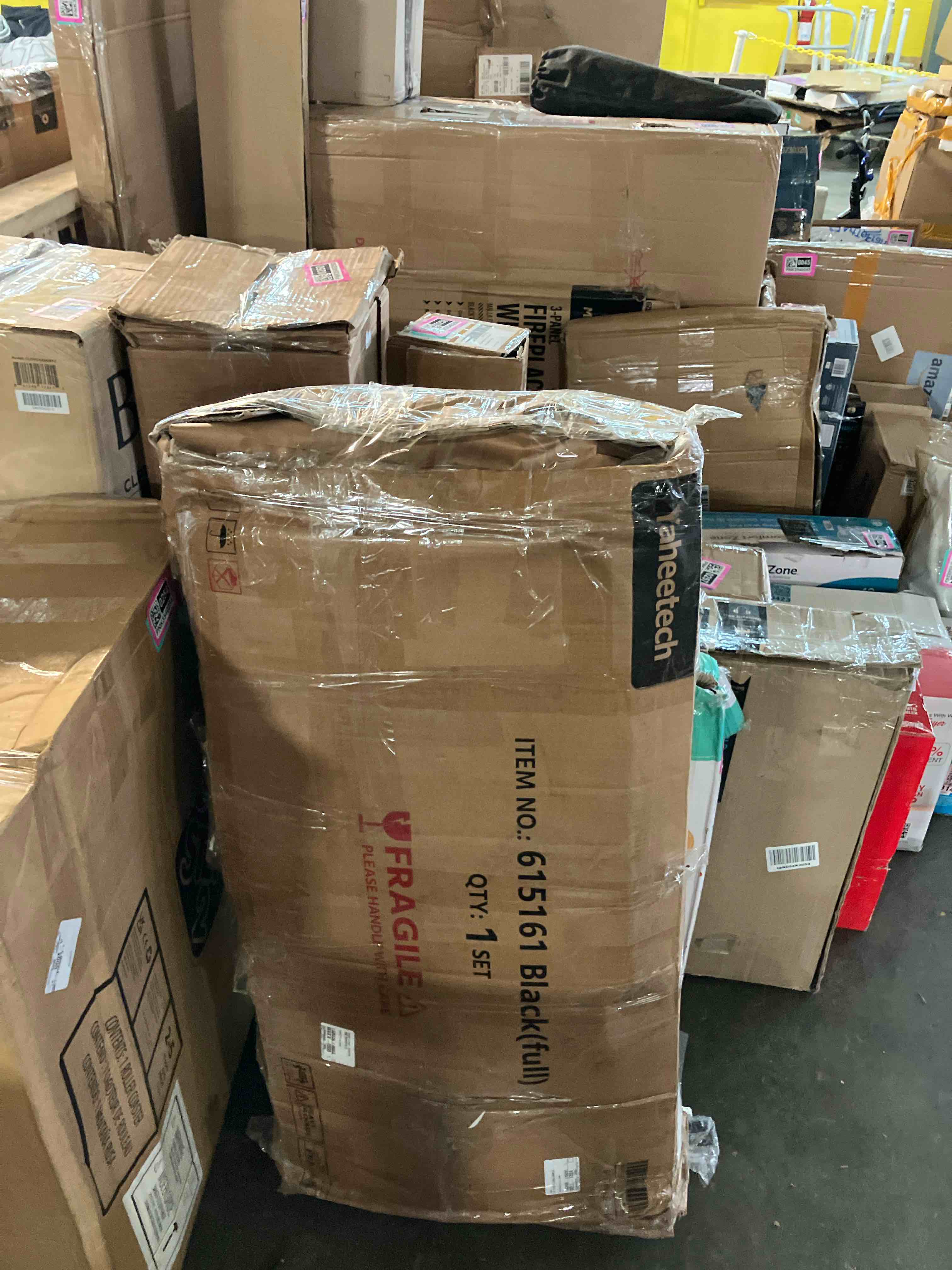 https://s3.amazonaws.com/lotting-images-prod/phillipi/PNK3540262_1754409331066.jpeg