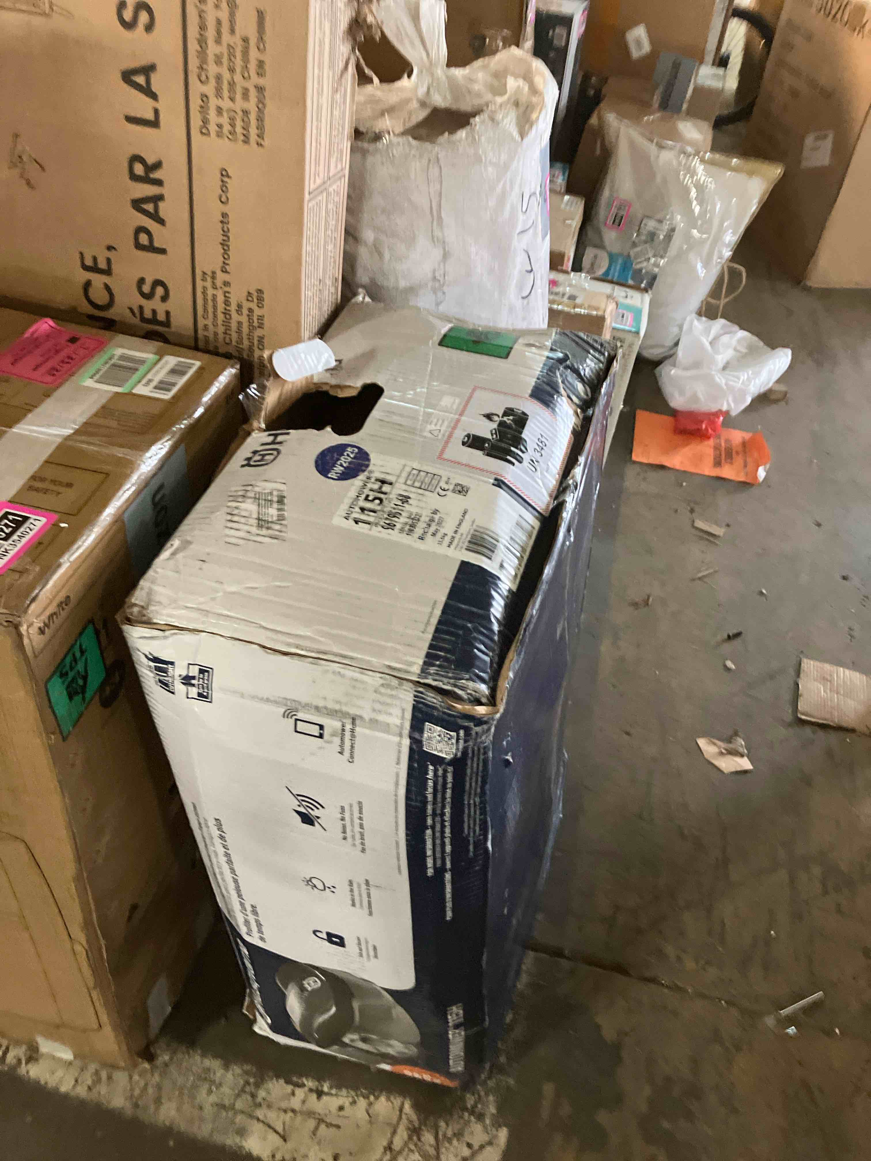 https://s3.amazonaws.com/lotting-images-prod/phillipi/PNK3540270_1754412049239.jpeg