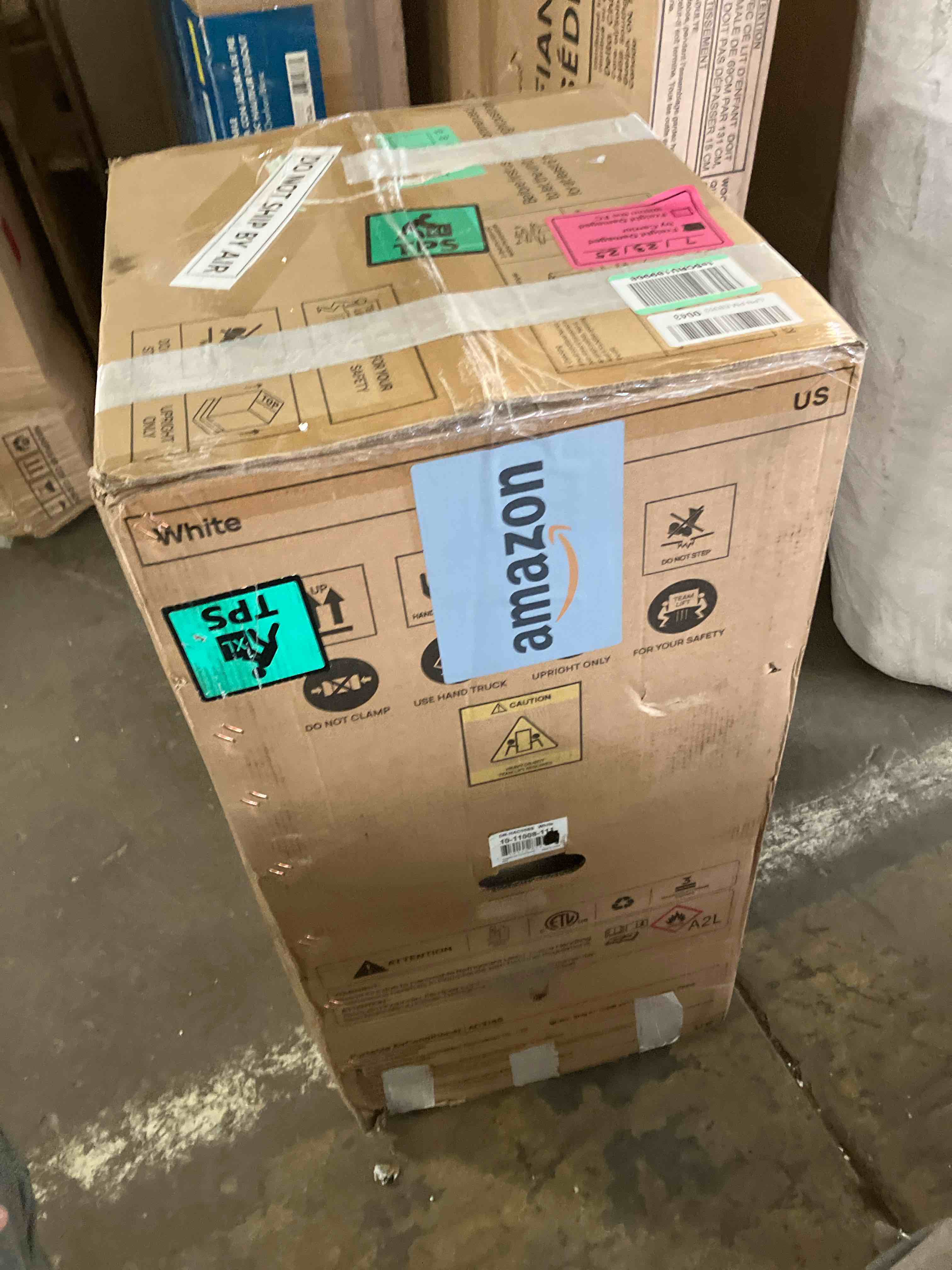 https://s3.amazonaws.com/lotting-images-prod/phillipi/PNK3540271_1754411980284.jpeg