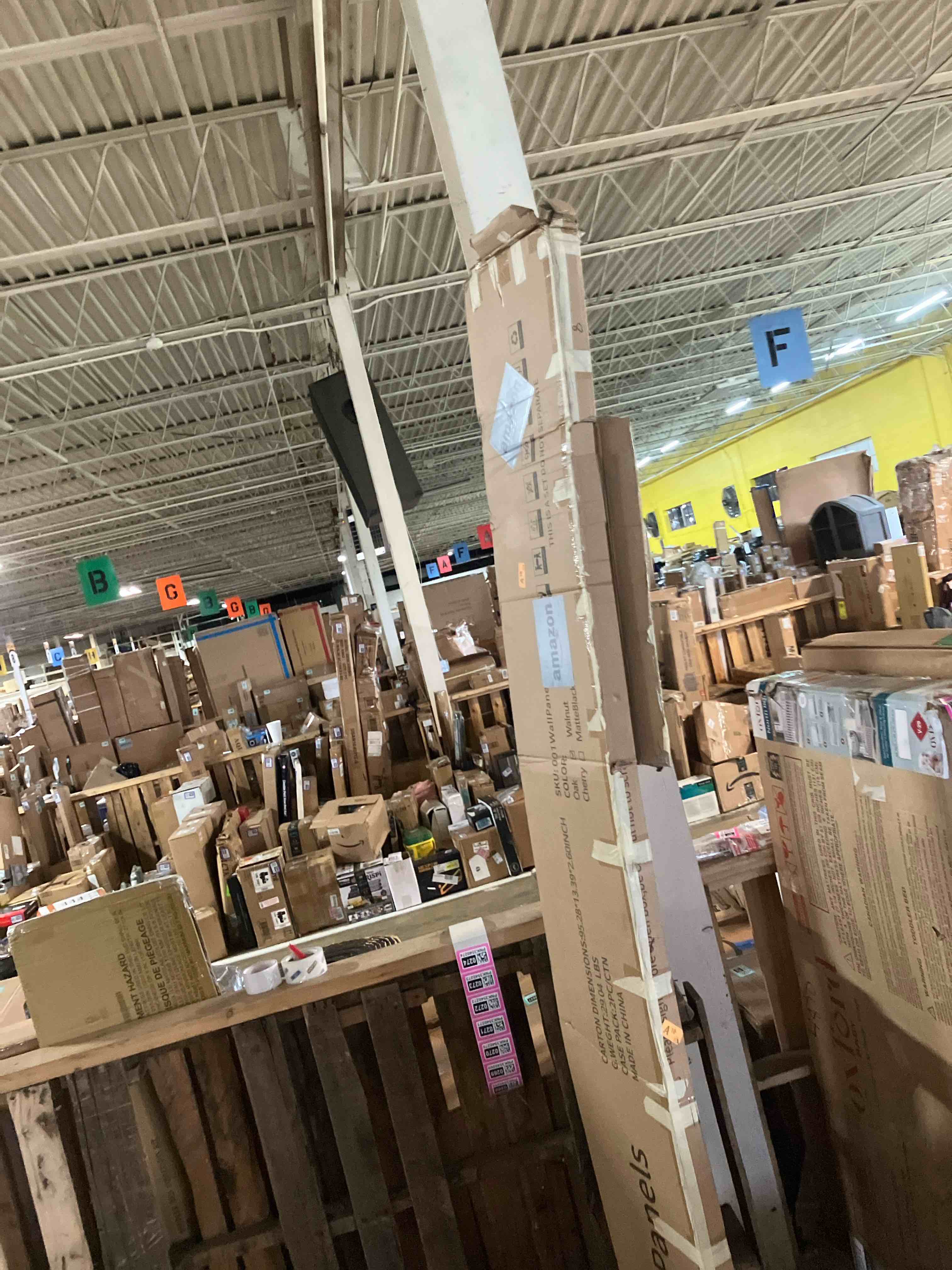 https://s3.amazonaws.com/lotting-images-prod/phillipi/PNK3540274_1754411467760.jpeg