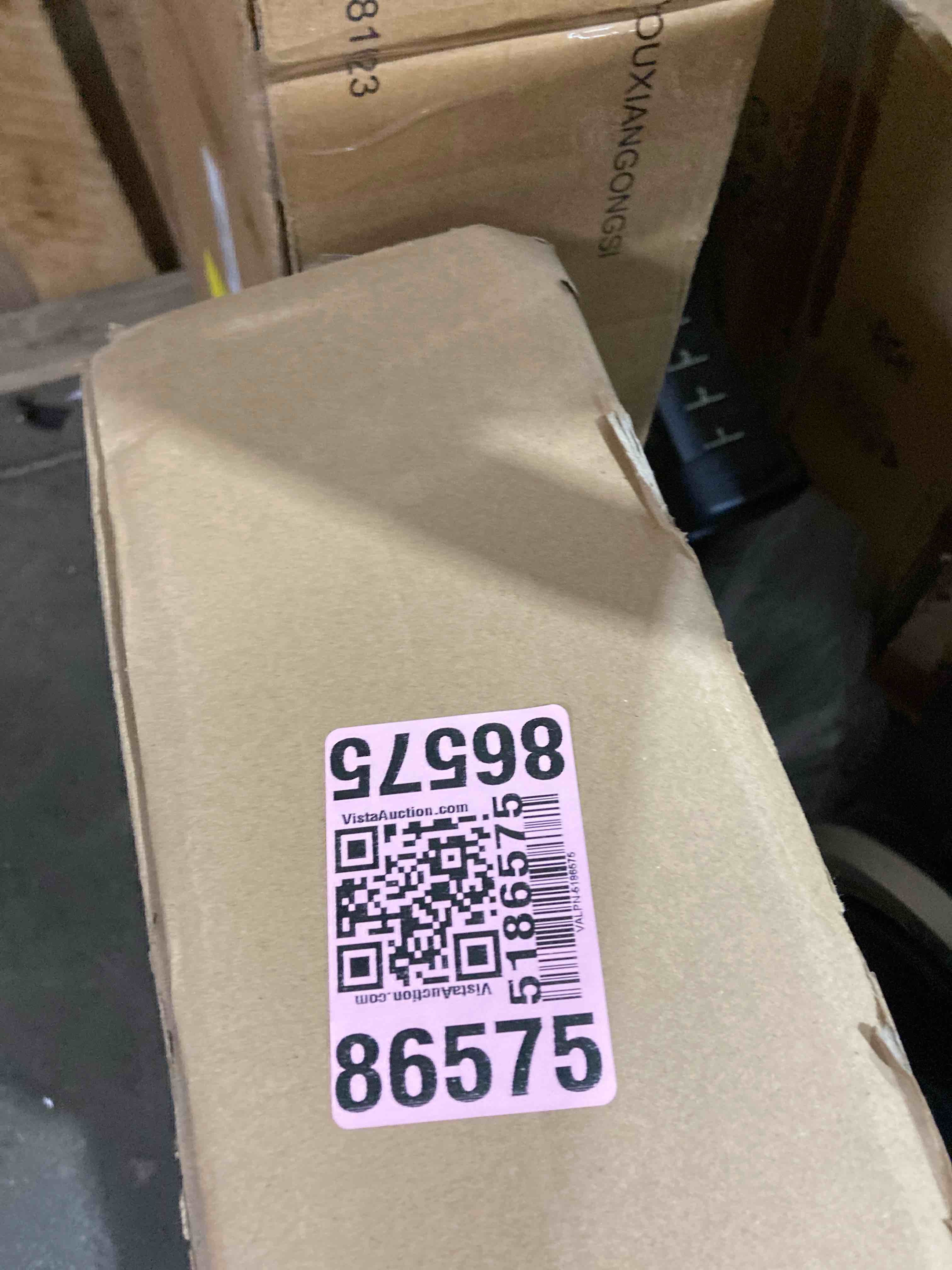 https://s3.amazonaws.com/lotting-images-prod/phillipi/PNK3540316_1754418784370.jpeg
