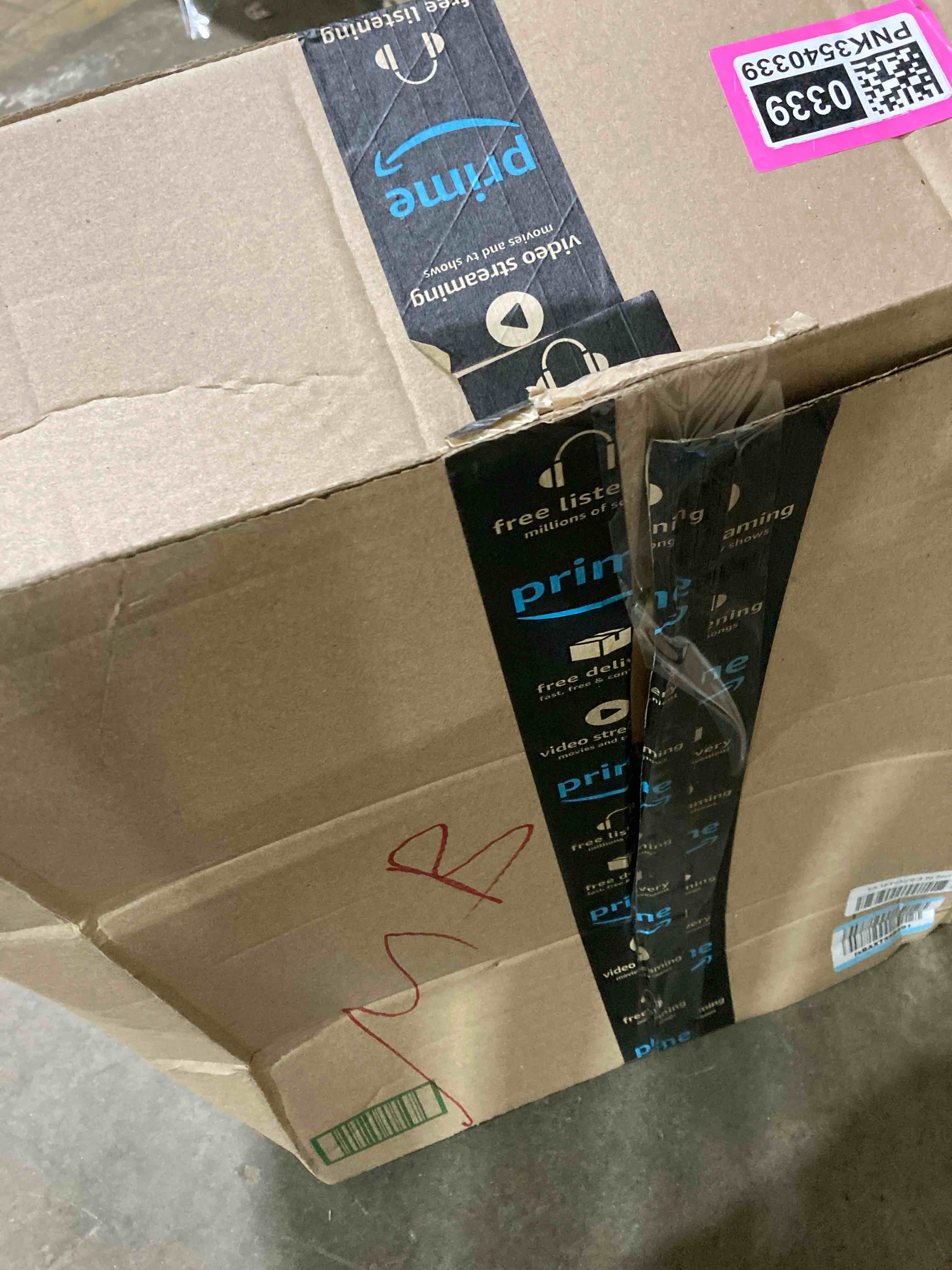 https://s3.amazonaws.com/lotting-images-prod/phillipi/PNK3540339_1754422963828.jpeg