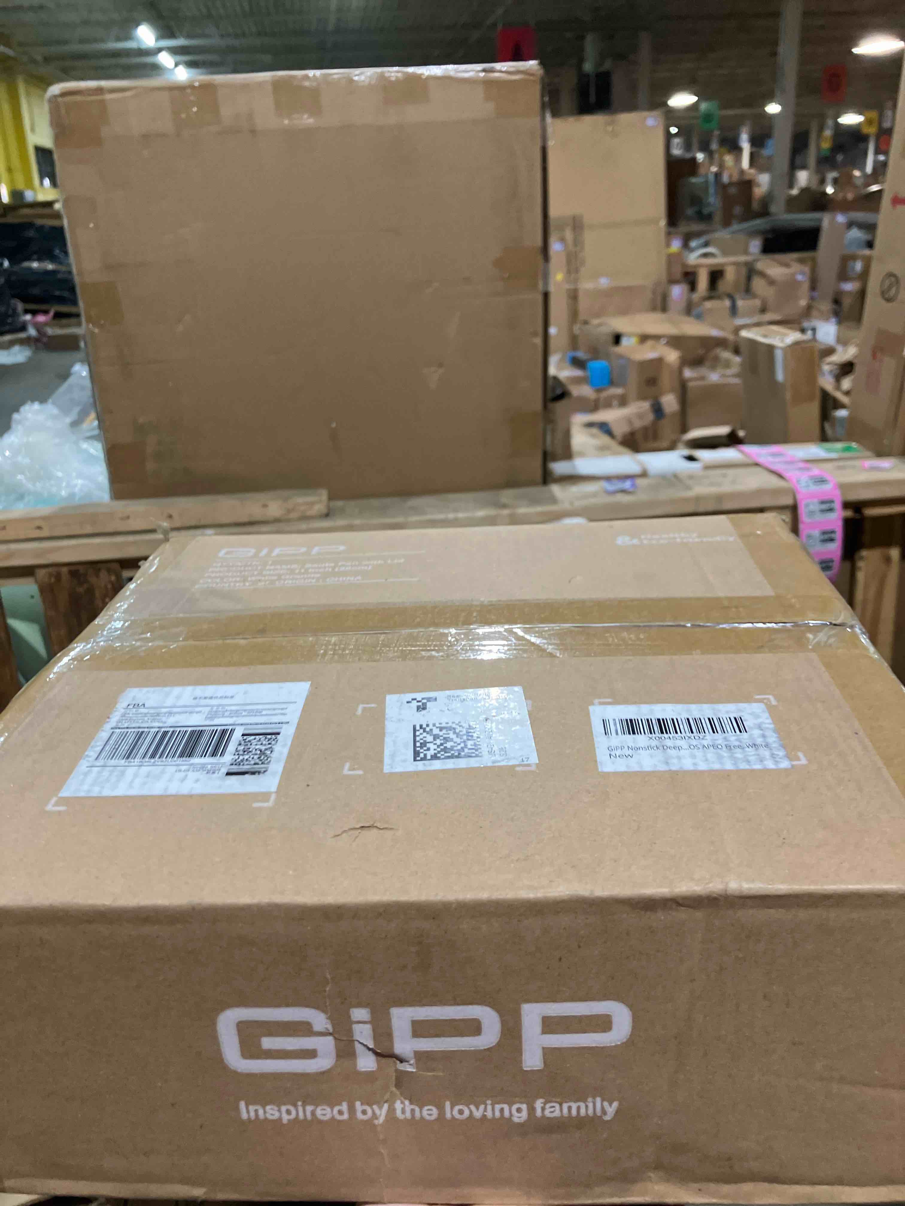 https://s3.amazonaws.com/lotting-images-prod/phillipi/PNK3540410_1754484362204.jpeg
