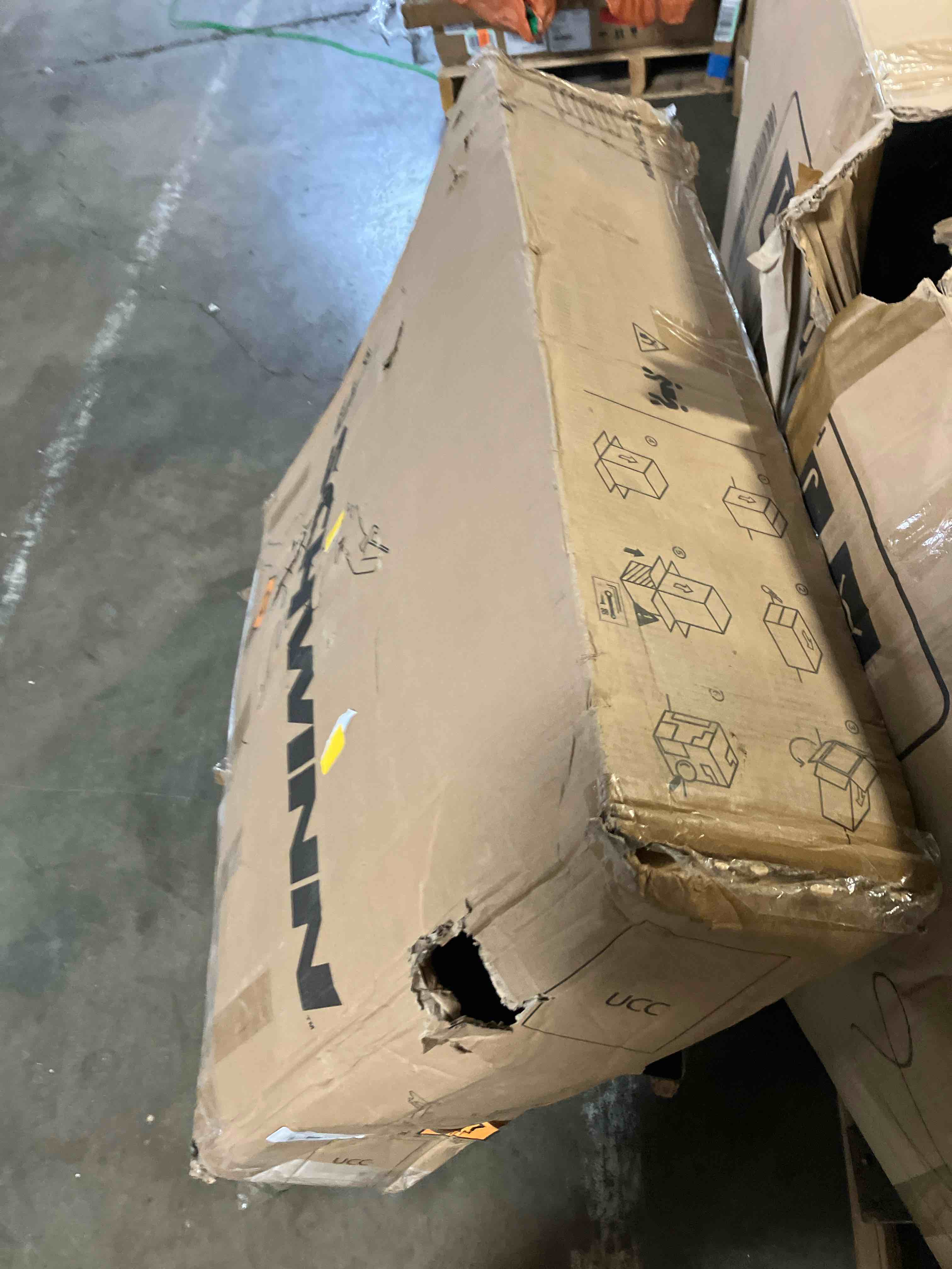 https://s3.amazonaws.com/lotting-images-prod/phillipi/PNK3540456_1754496479041.jpeg