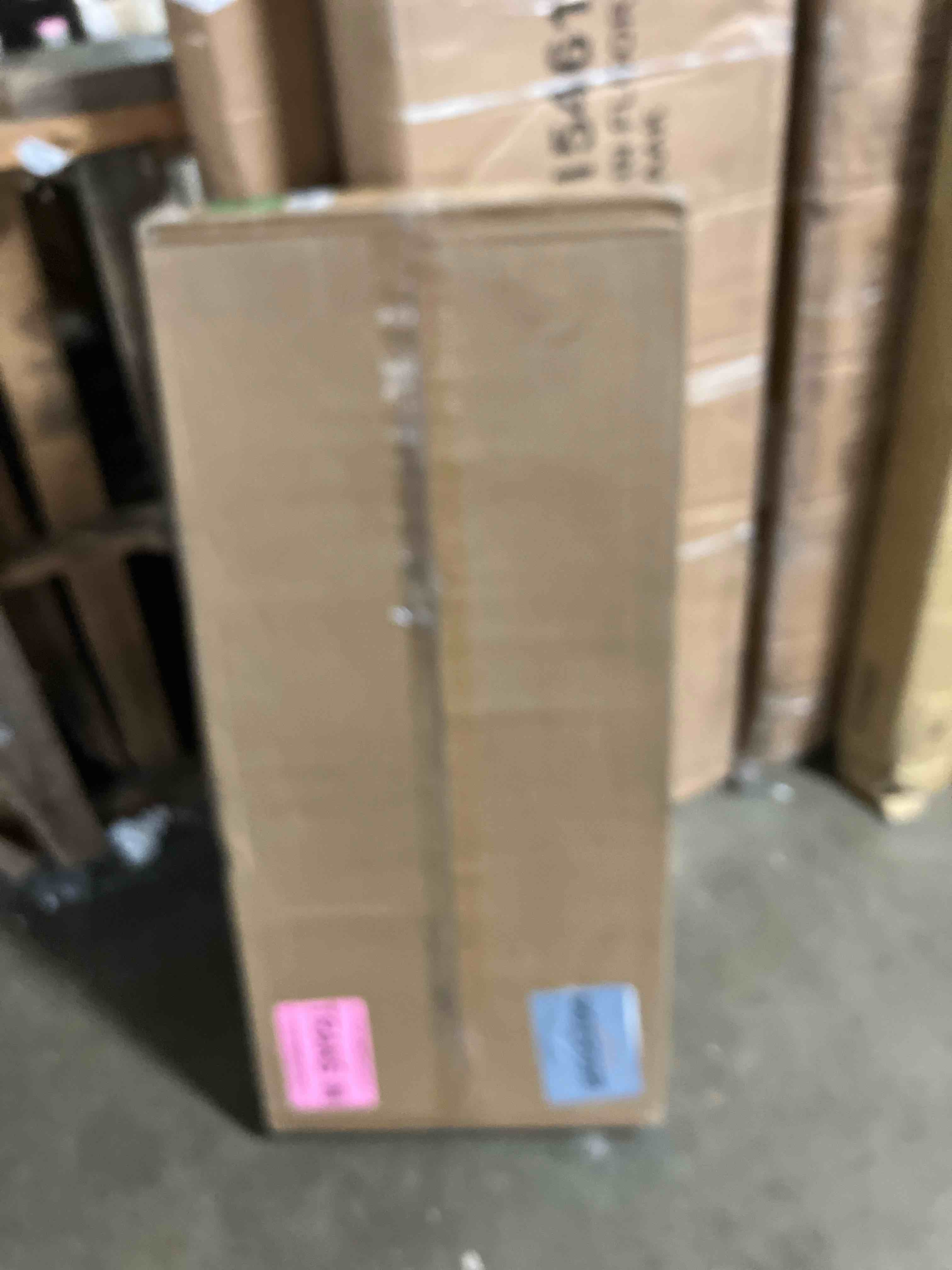 https://s3.amazonaws.com/lotting-images-prod/phillipi/PNK3540463_1754495233253.jpeg