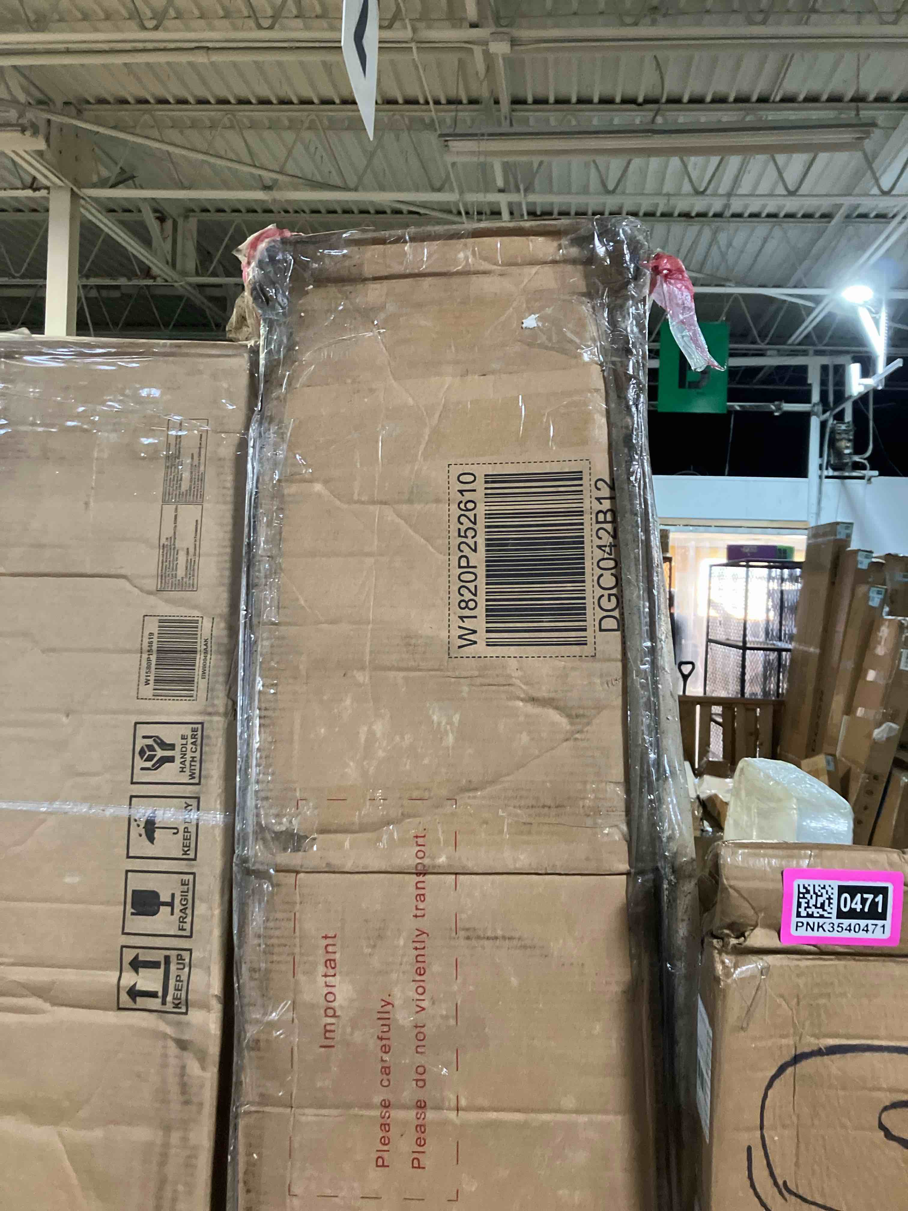https://s3.amazonaws.com/lotting-images-prod/phillipi/PNK3540468_1754494651187.jpeg
