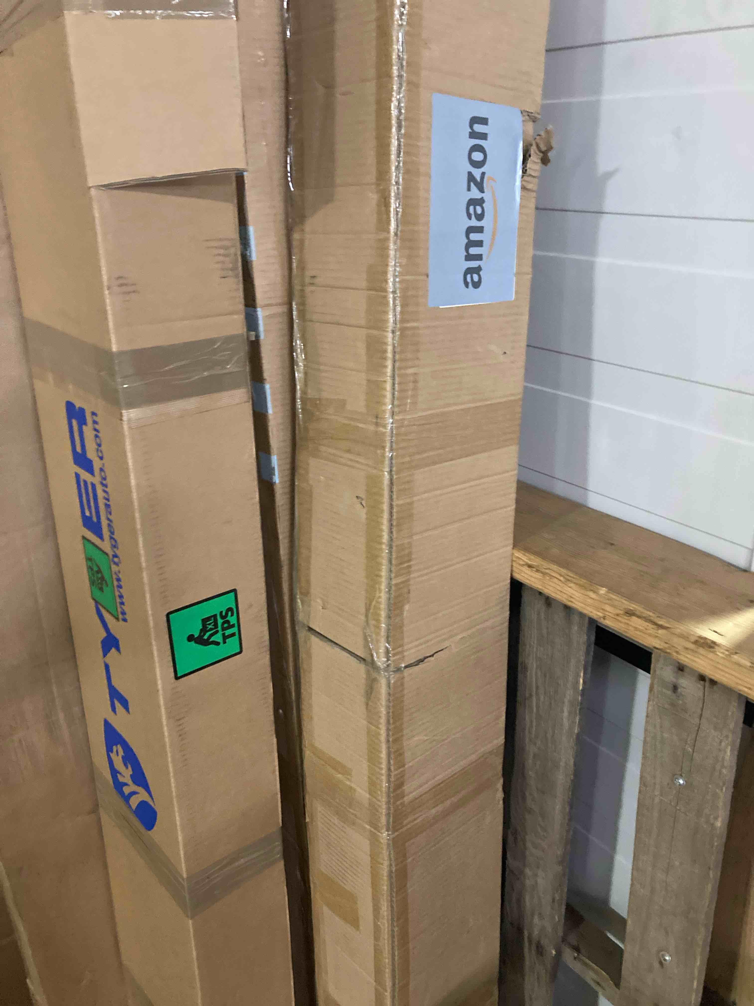 https://s3.amazonaws.com/lotting-images-prod/phillipi/PNK3540502_1754516271742.jpeg
