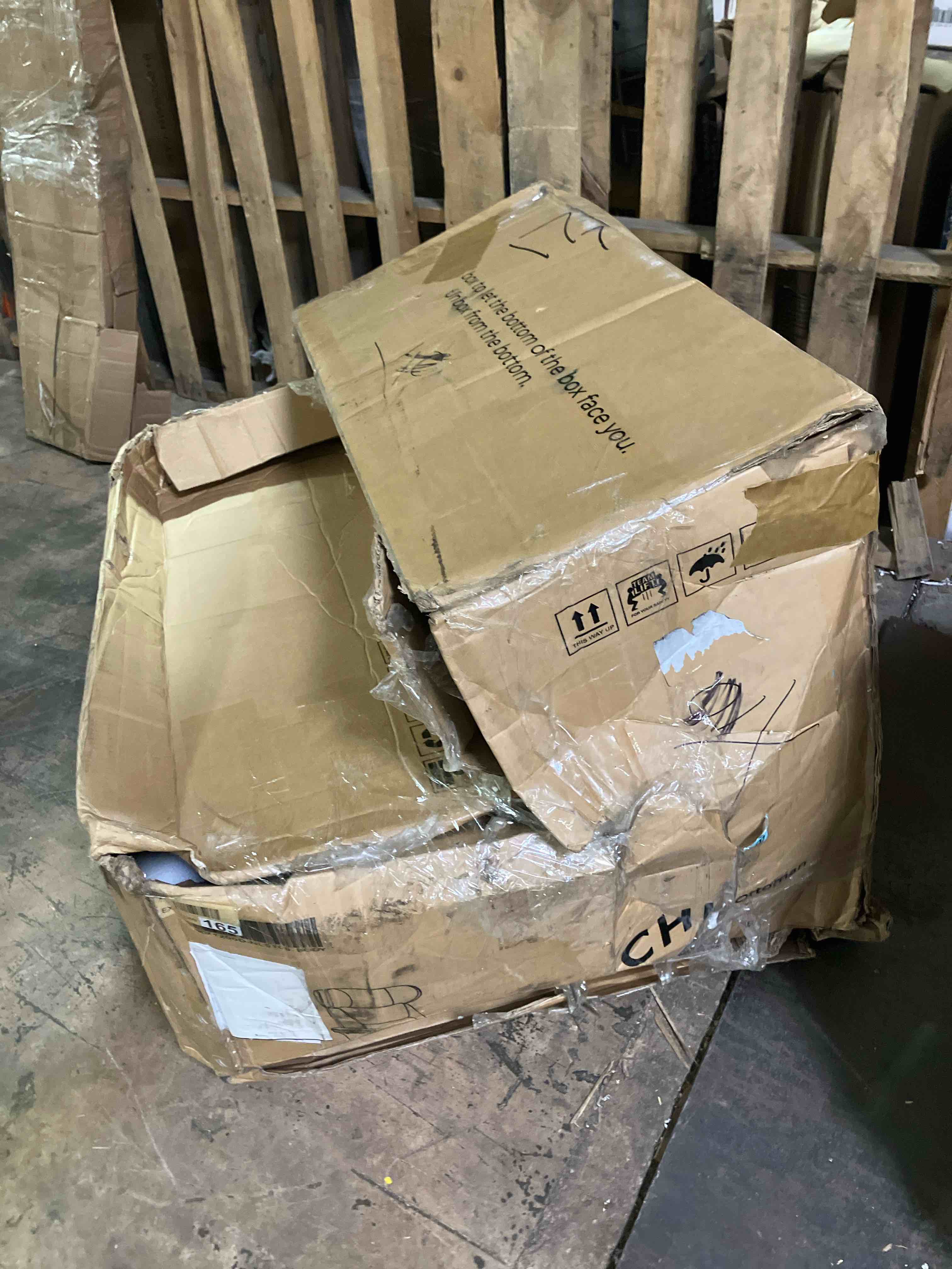 https://s3.amazonaws.com/lotting-images-prod/phillipi/PNK3540514_1754578466299.jpeg