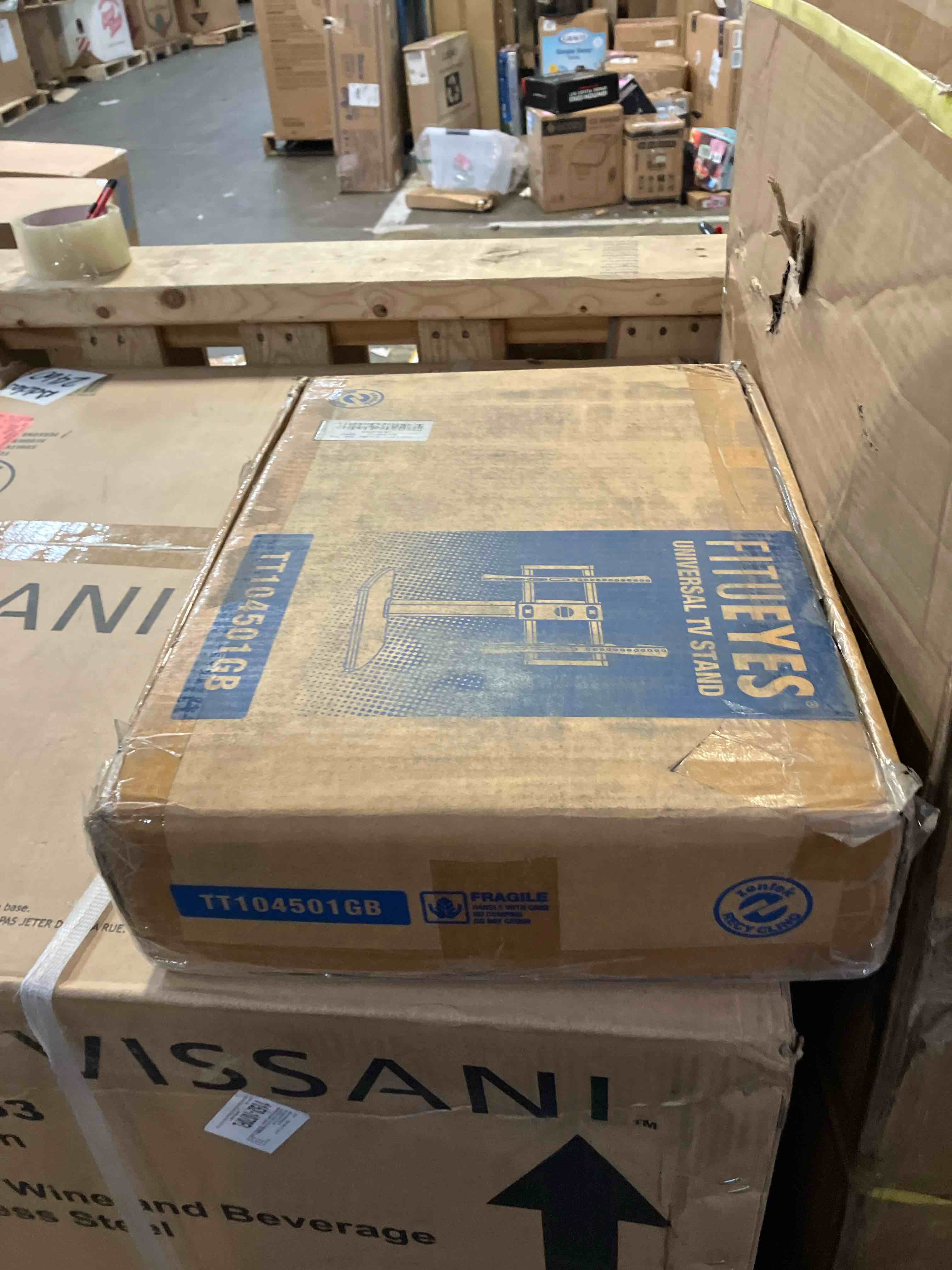 https://s3.amazonaws.com/lotting-images-prod/phillipi/PNK3540593_1754663991315.jpeg