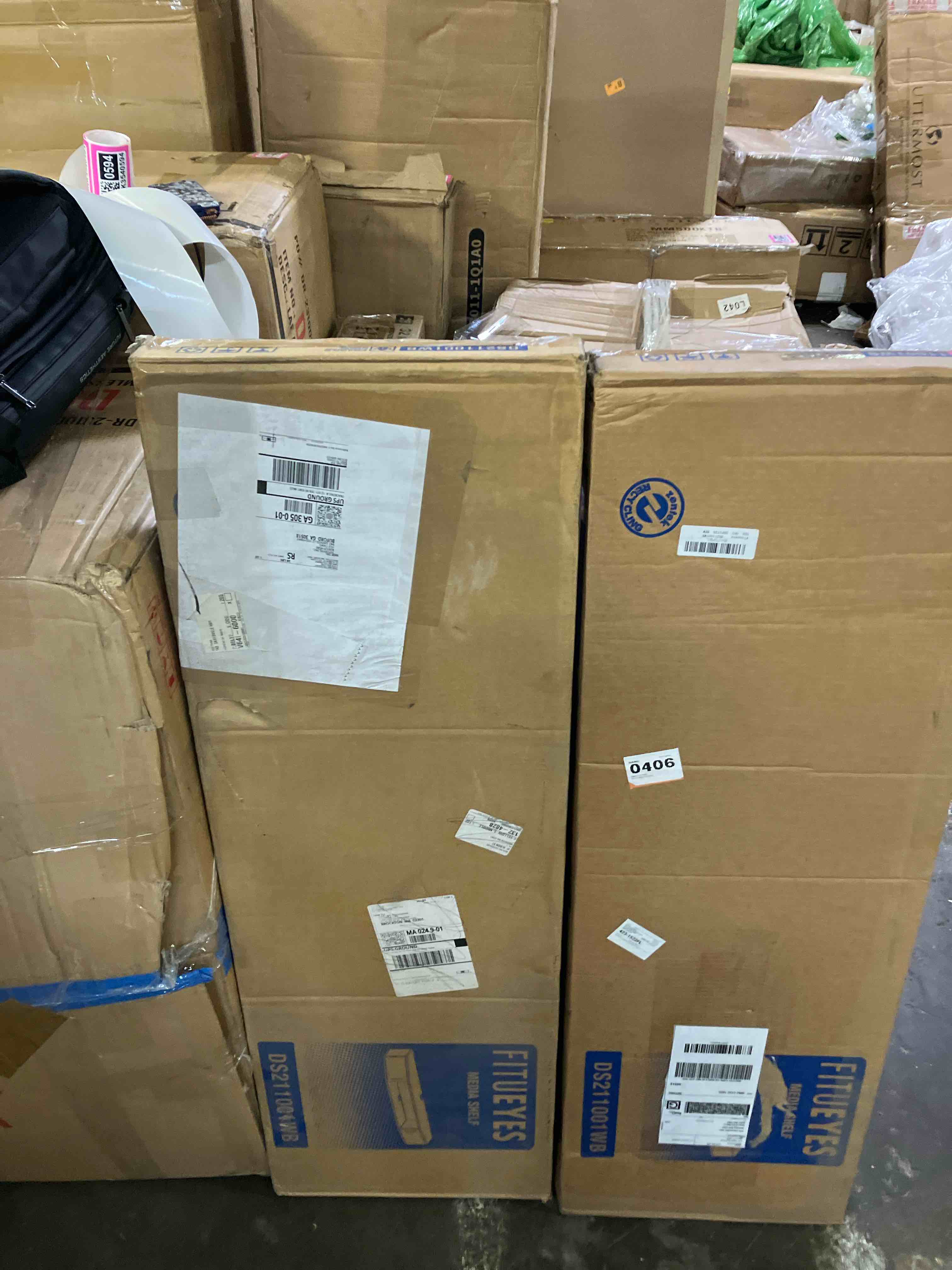 https://s3.amazonaws.com/lotting-images-prod/phillipi/PNK3540594_1754663874816.jpeg