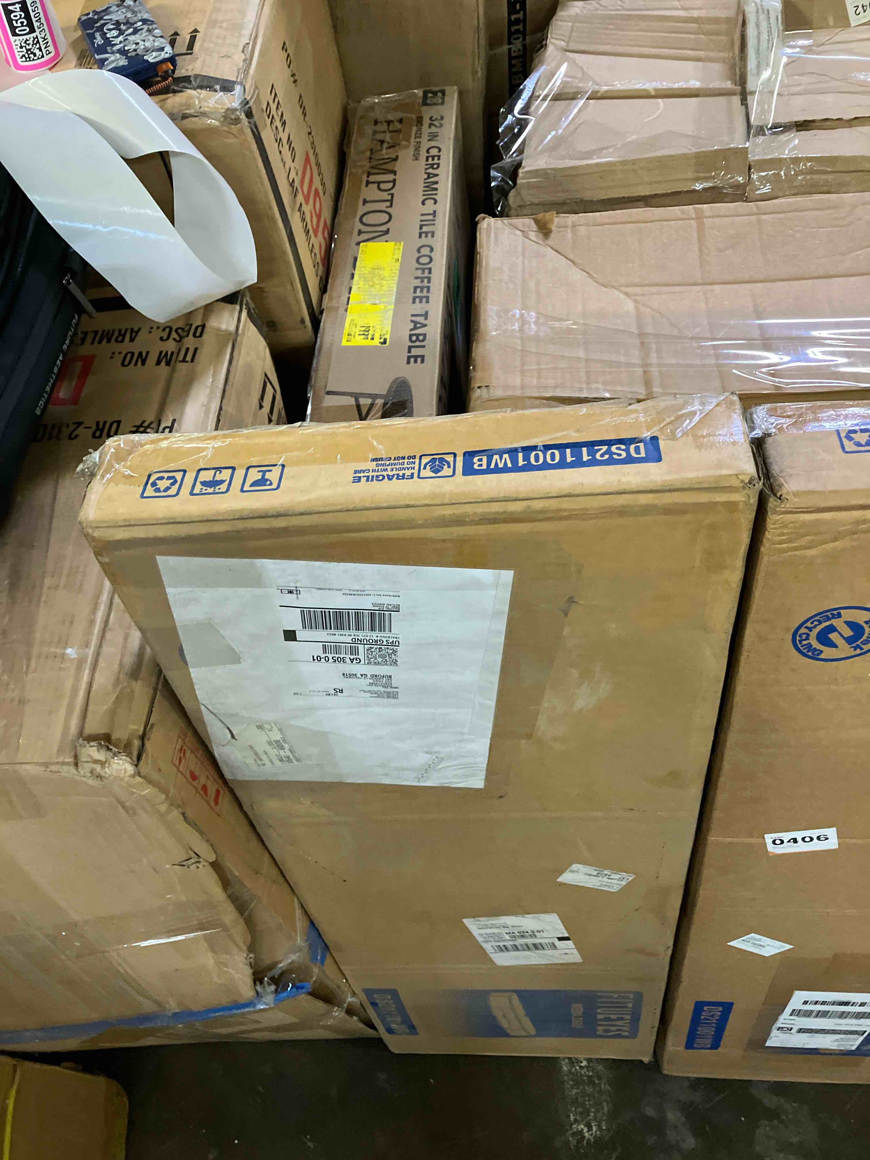 https://s3.amazonaws.com/lotting-images-prod/phillipi/PNK3540594_1754663876640.jpeg