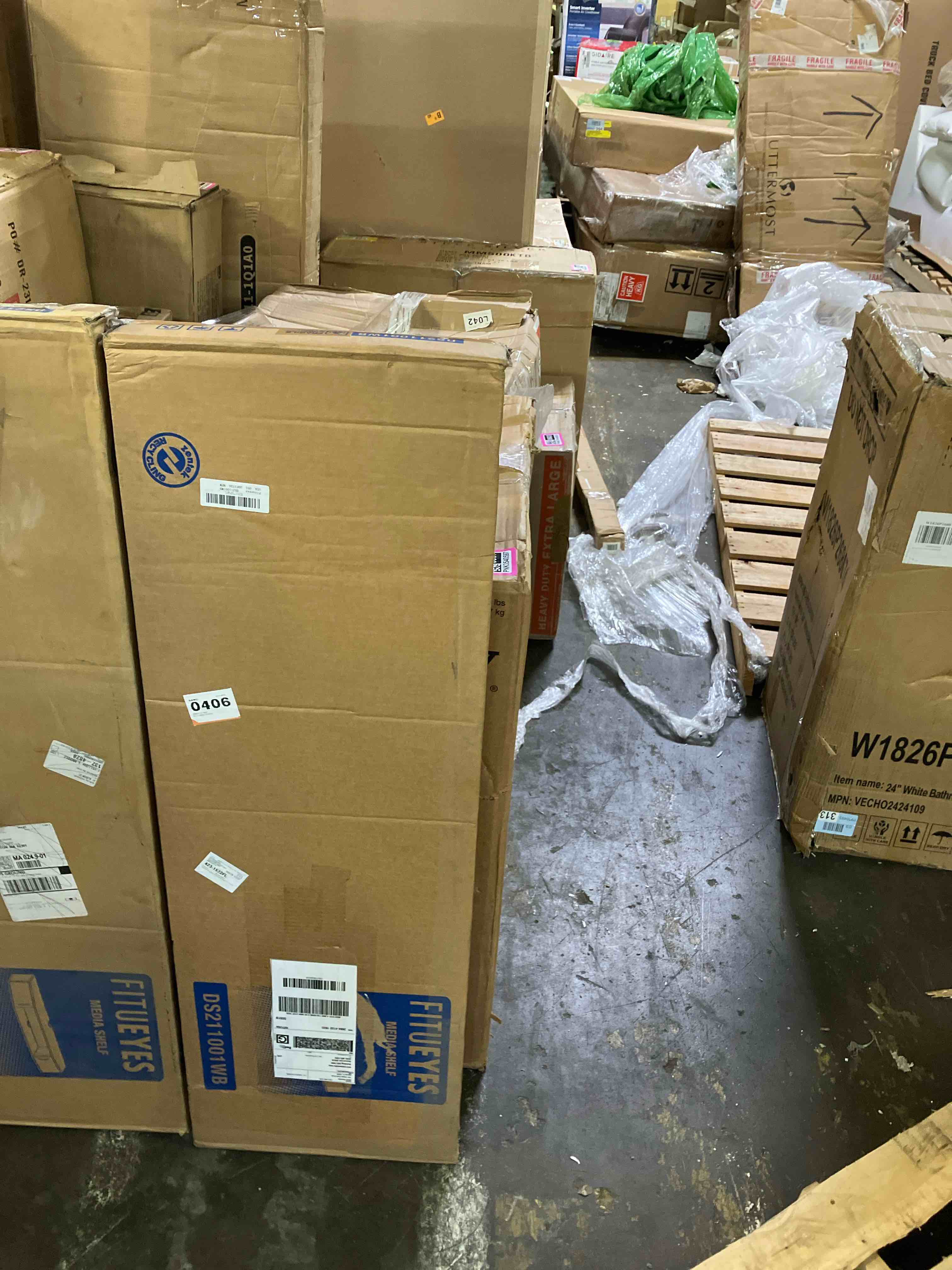 https://s3.amazonaws.com/lotting-images-prod/phillipi/PNK3540595_1754663809172.jpeg