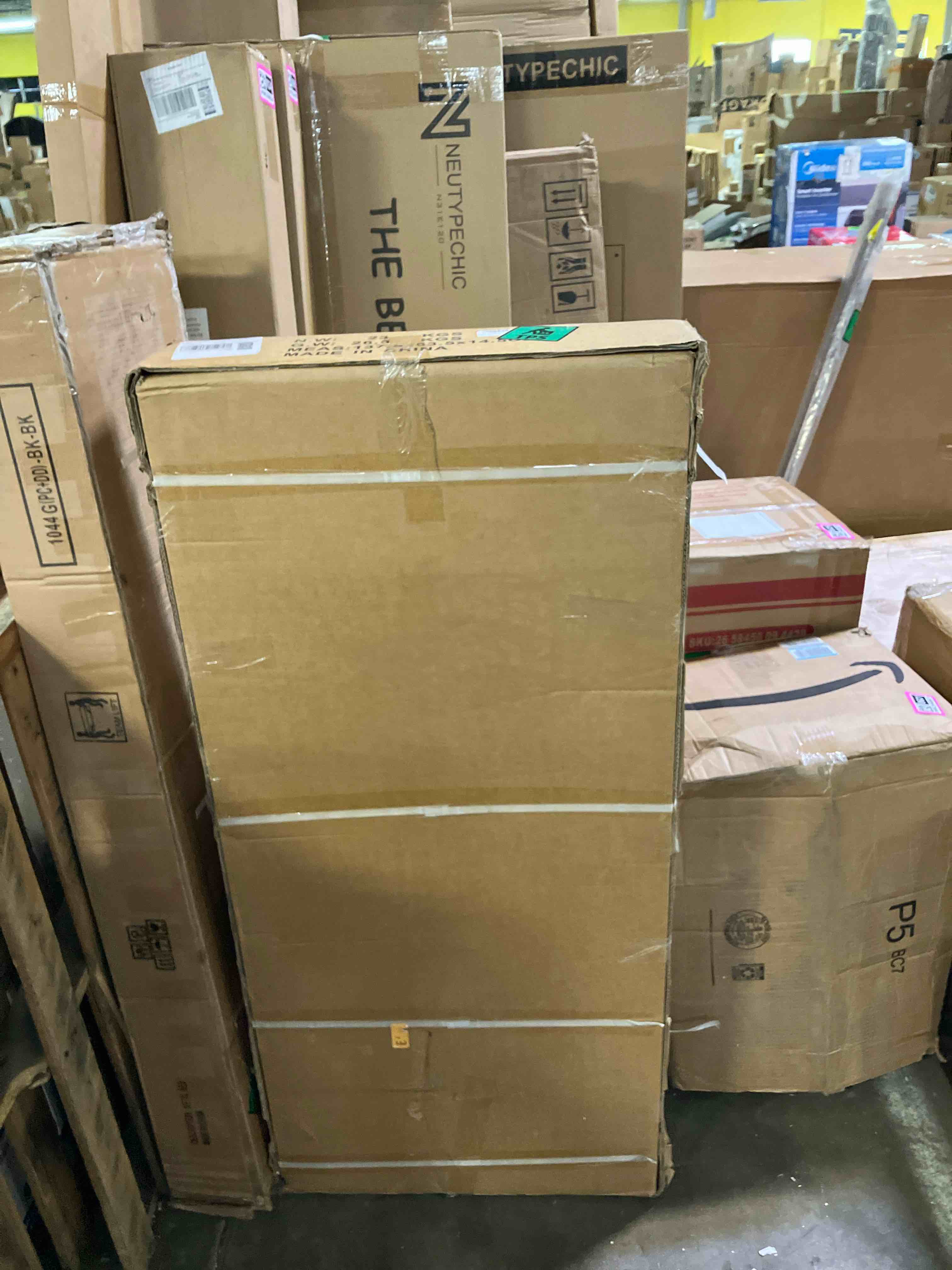 https://s3.amazonaws.com/lotting-images-prod/phillipi/PNK3540617_1754600969005.jpeg