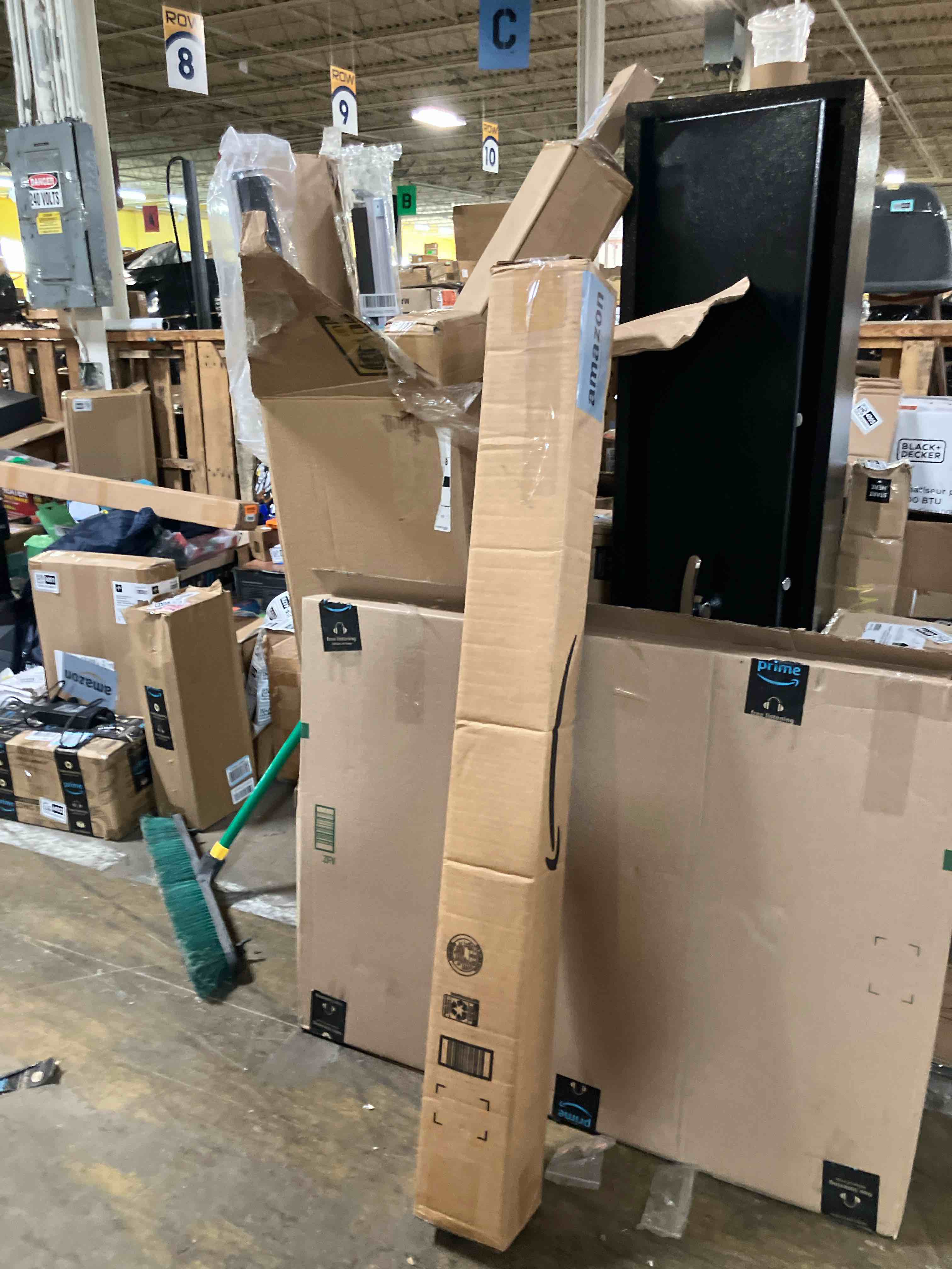 https://s3.amazonaws.com/lotting-images-prod/phillipi/PNK3540658_1754678285424.jpeg