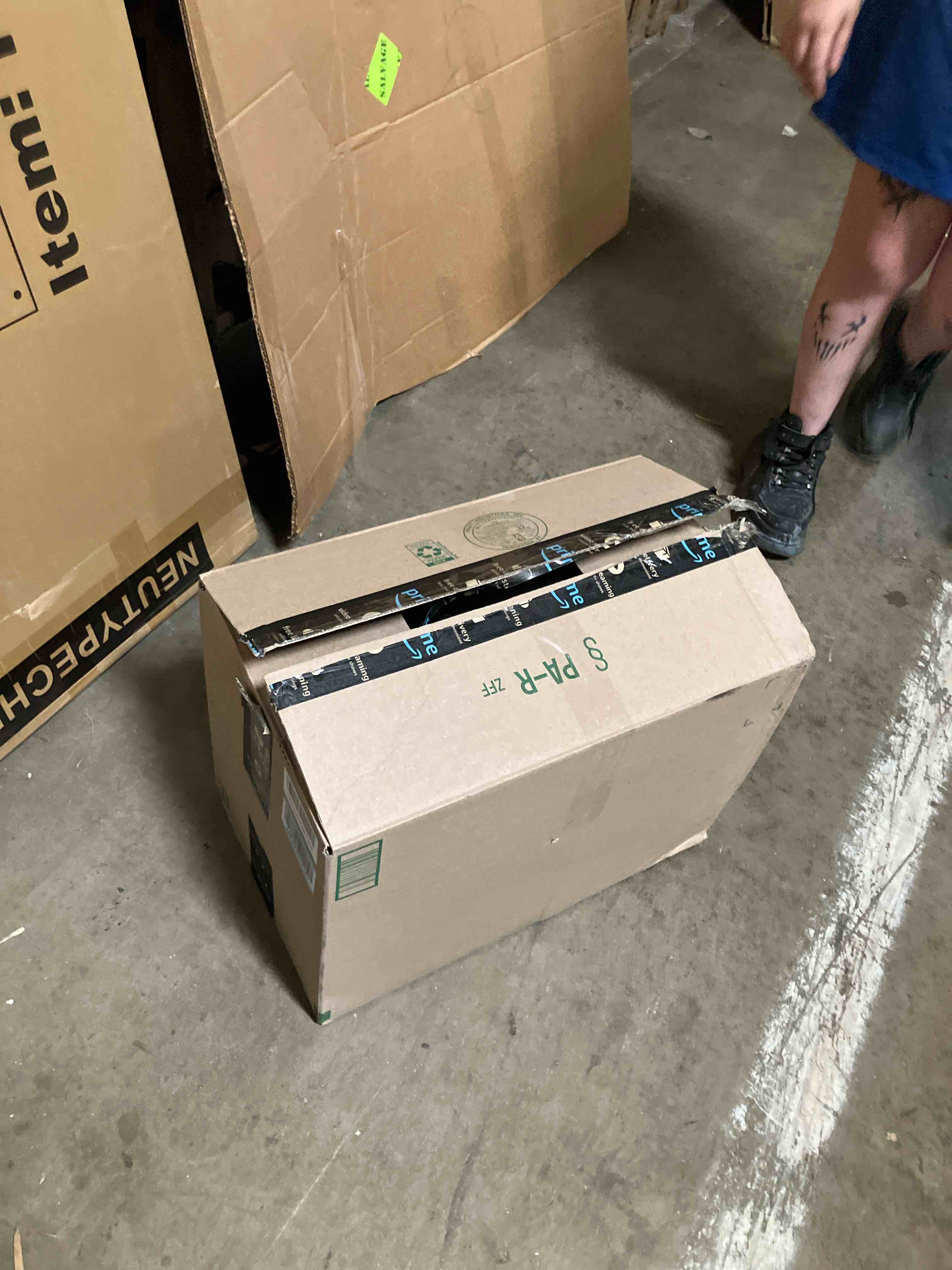 https://s3.amazonaws.com/lotting-images-prod/phillipi/PNK3540663_1754676700021.jpeg