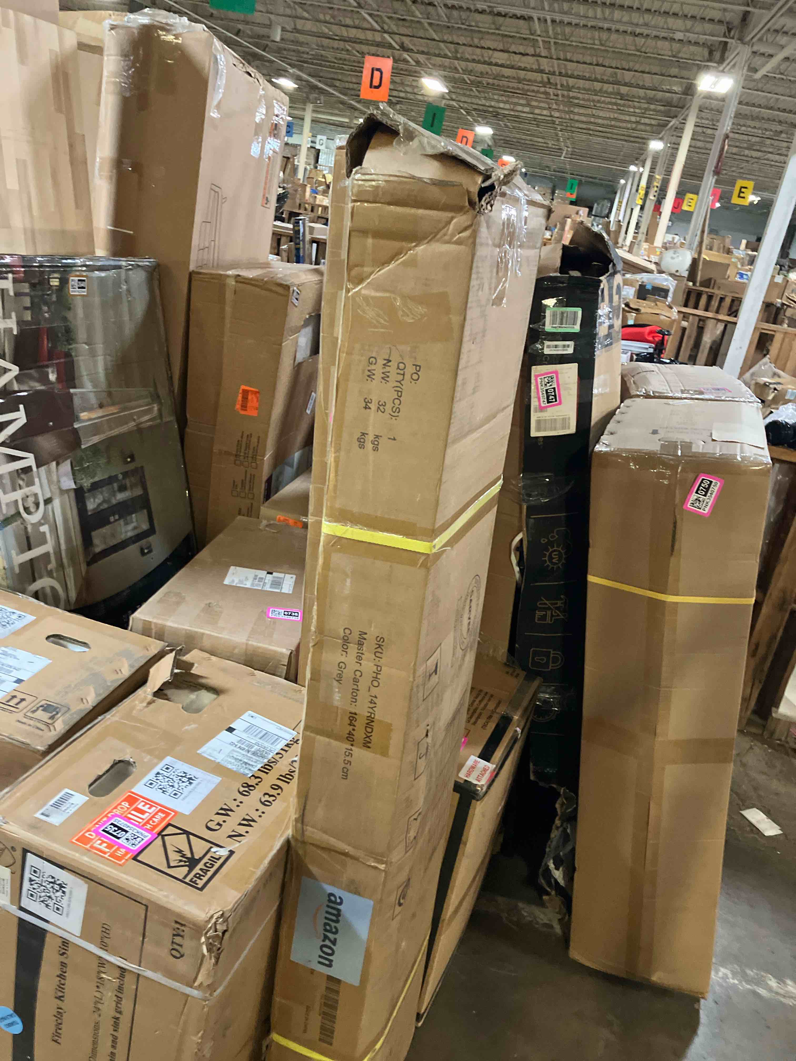 https://s3.amazonaws.com/lotting-images-prod/phillipi/PNK3540751_1754667722188.jpeg