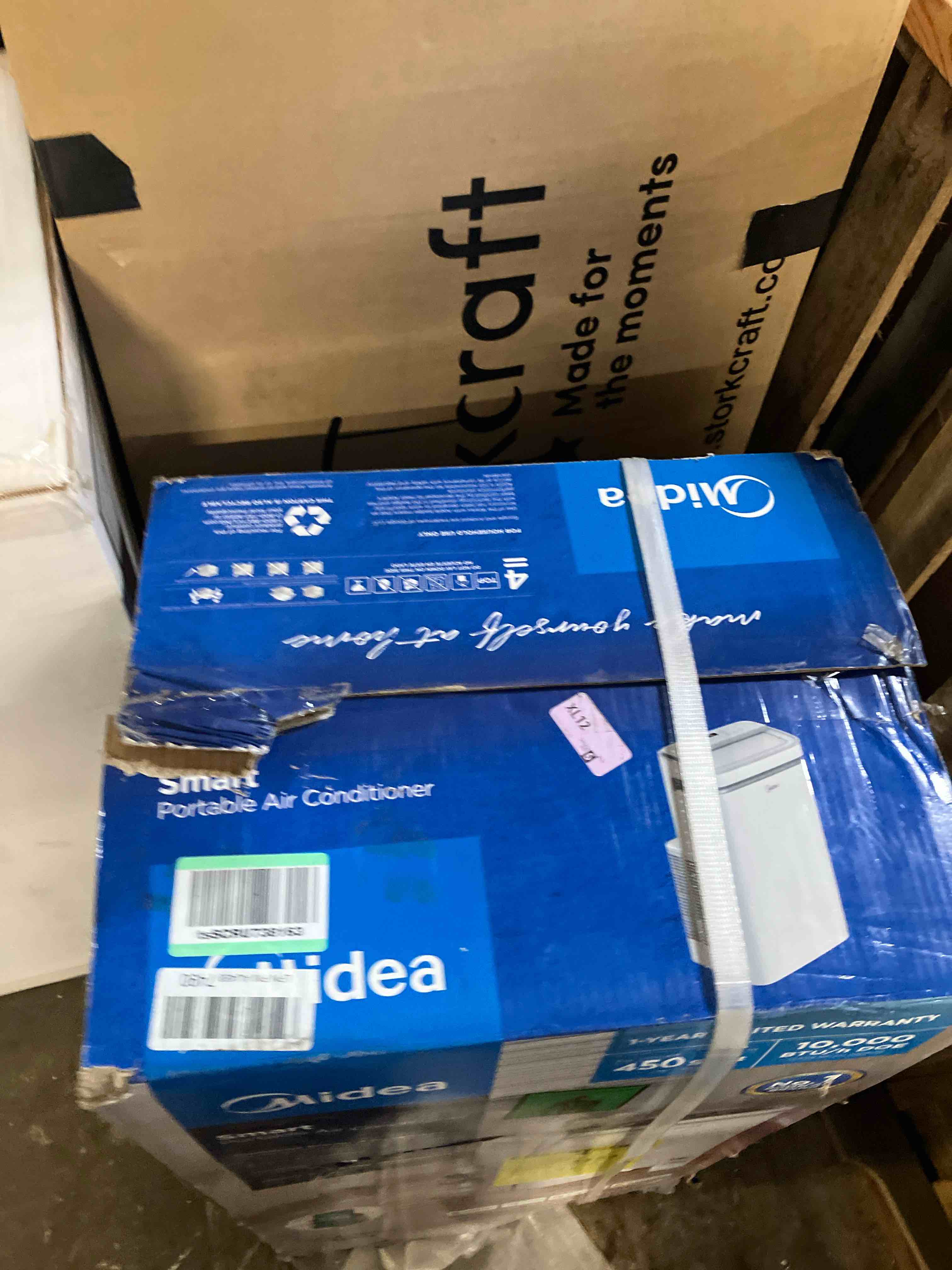 https://s3.amazonaws.com/lotting-images-prod/phillipi/PNK3540764_1754671218221.jpeg