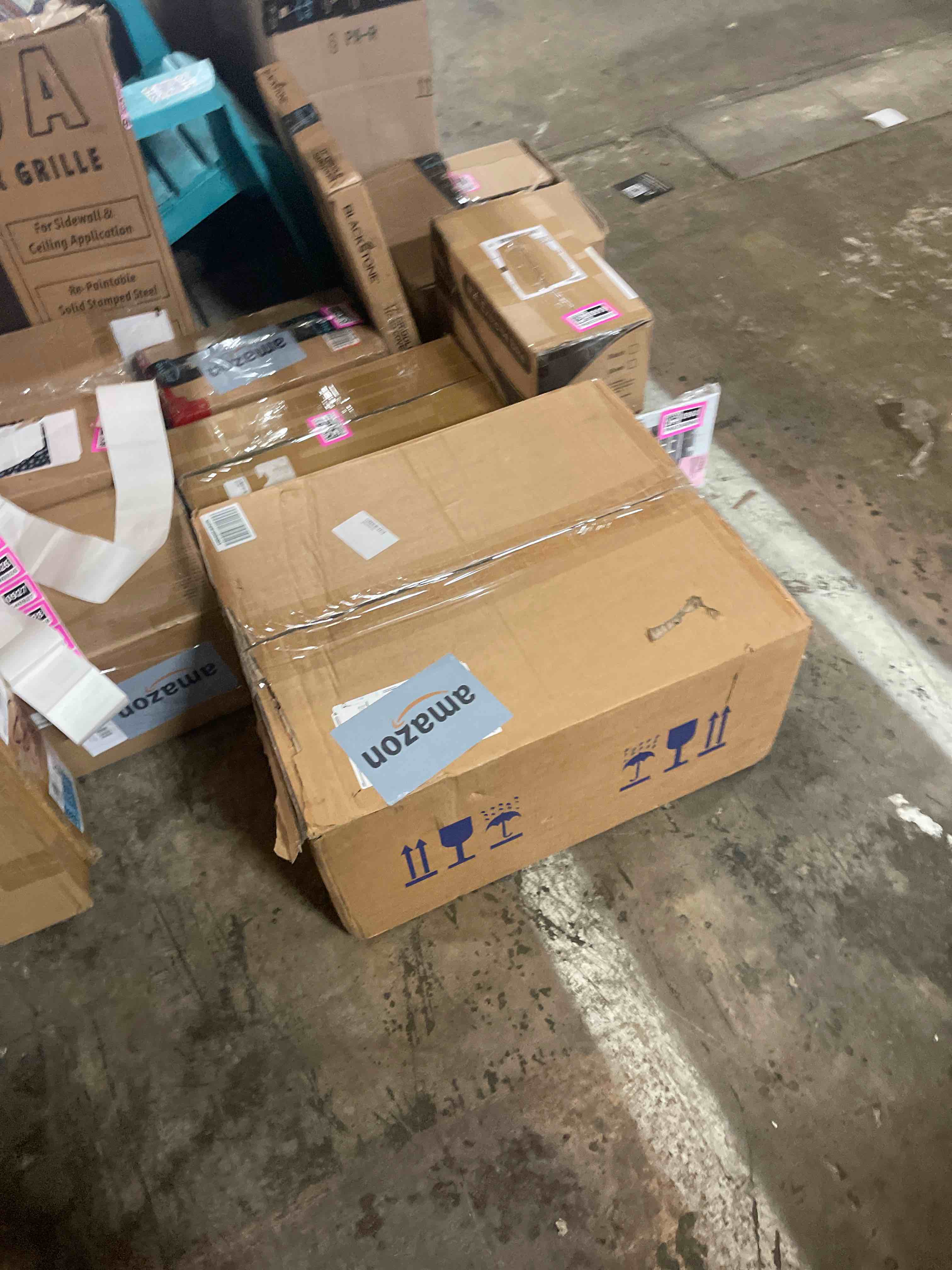 https://s3.amazonaws.com/lotting-images-prod/phillipi/PNK3540957_1755190933168.jpeg