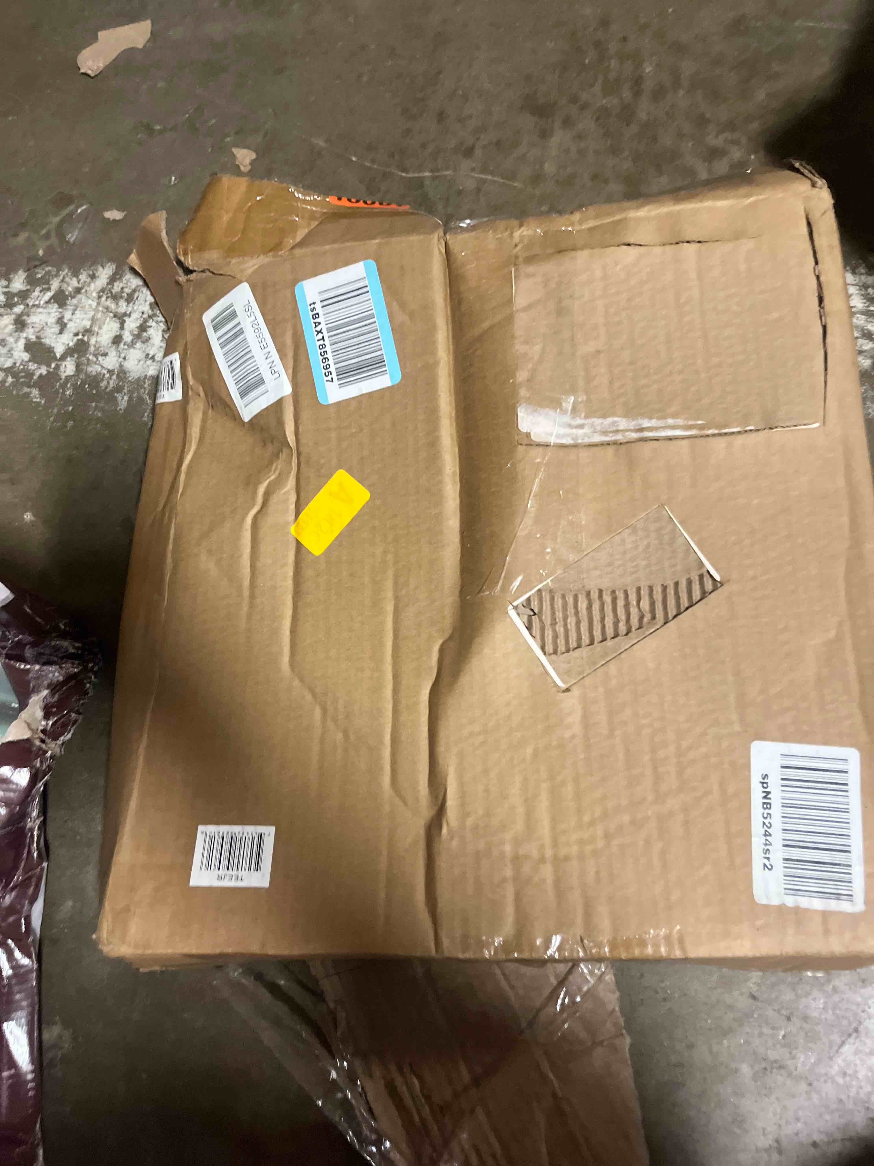 https://s3.amazonaws.com/lotting-images-prod/phillipi/PNK3540979_1754687091157.jpeg
